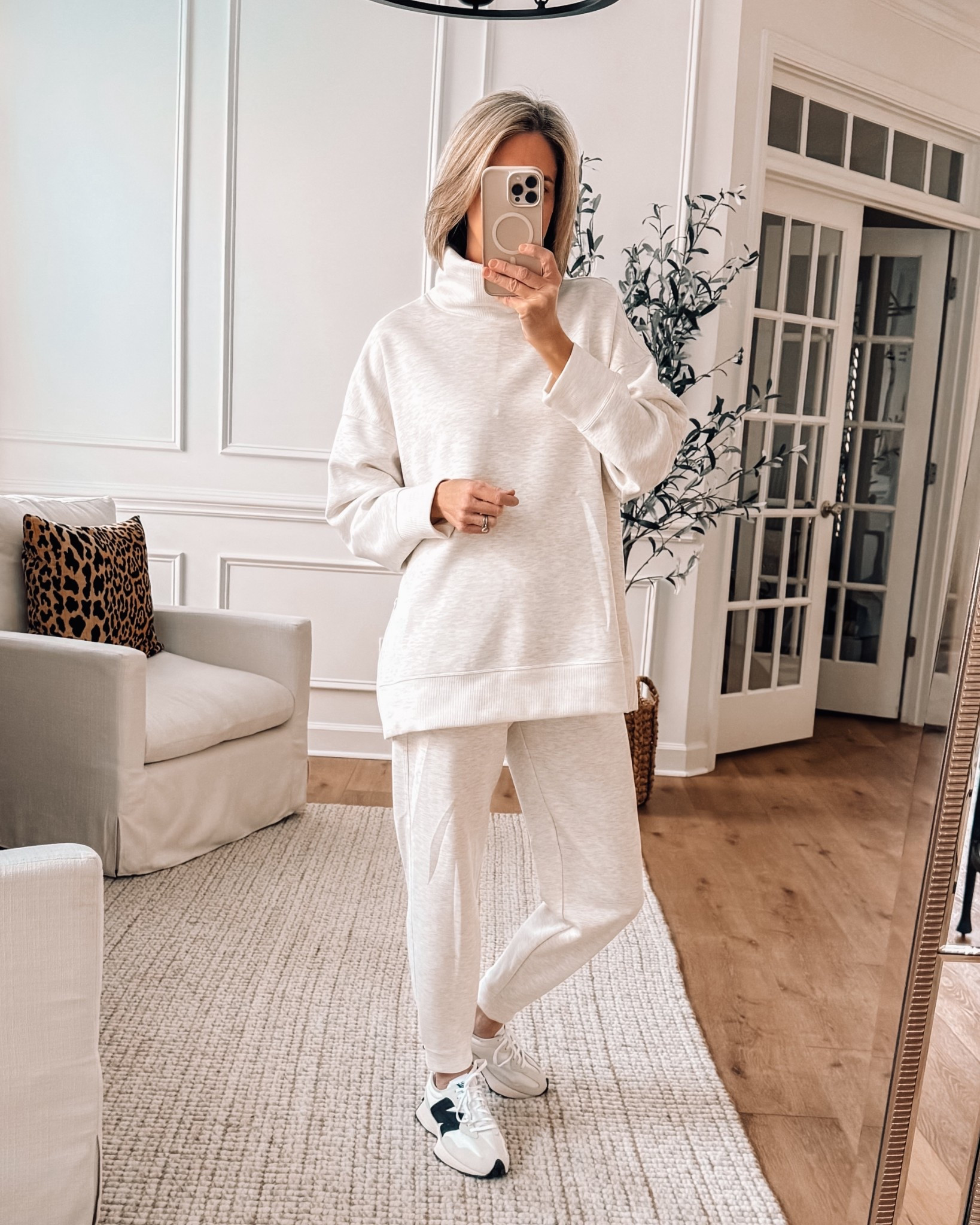 Very soft mock neck pullover with side zippers paired with cozy joggers. Perfect for running errands, lounging around the house or work from home day. 
Wearing small top and small in pants 



#LTKootd #LTKActive #LTKmomlife