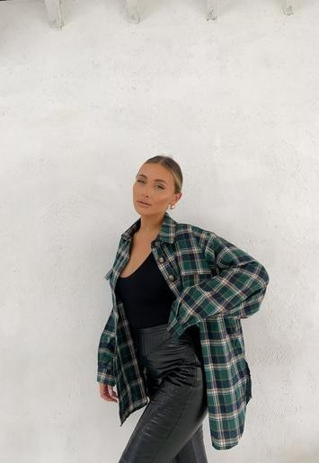 Missguided - Sarah Ashcroft x Missguided Green Check Extreme Oversized Shirt | Missguided (UK & IE)