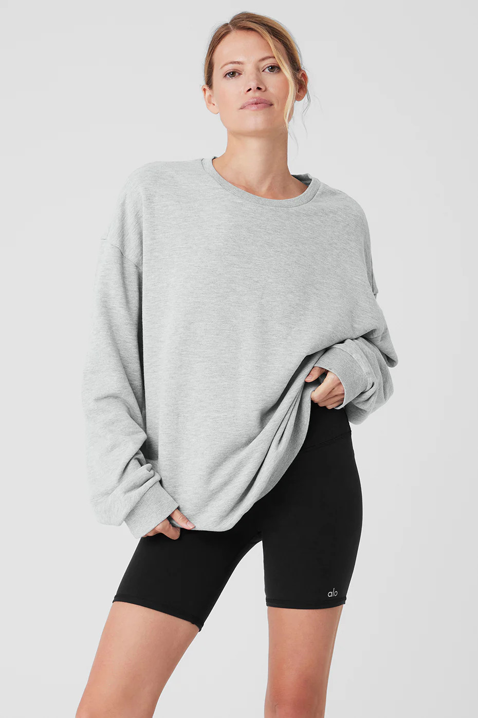 Accolade Crew Neck Pullover | Alo Yoga (US)