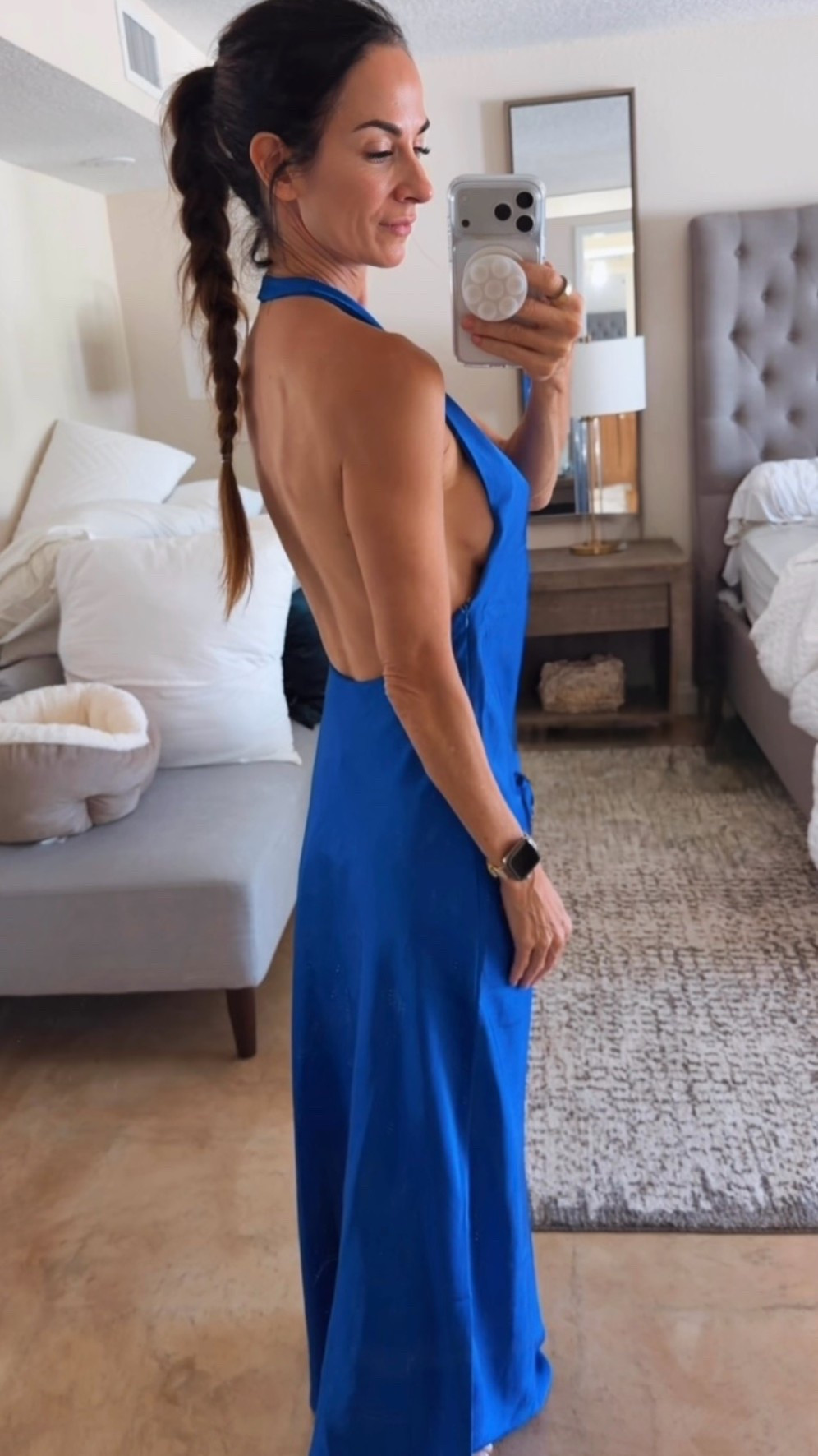 This BLUE. 💙 And the back?! She understood the assignment.

Silky, slinky, ridiculously flattering… and somehow UNDER $100. 🙌🏼 Proof you absolutely do not have to spend designer money to get a designer-looking moment.

Vacation dinner, date night, cocktails… consider her packed. ✈️🍸

Comment BLUE and I’ll send you the link. 💙

#SummerStyle #Under100Style #VacationStyle #DateNightLook #AffordableFashion

#LTKootd #LTKdayinmylife #LTKgrwm