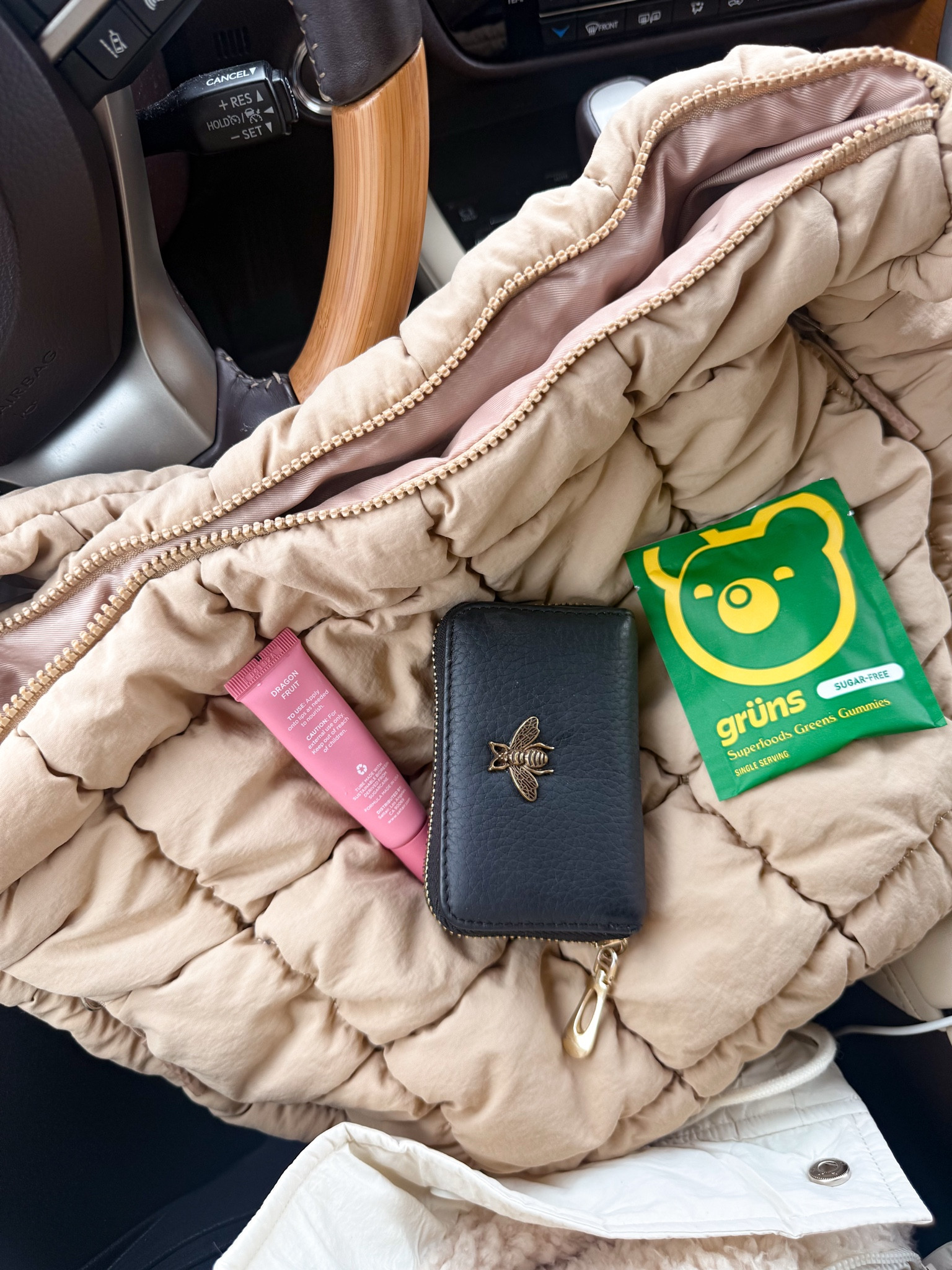 Everyday essentials for school pickup! 

#LTKActive #LTKmomlife #LTKootd