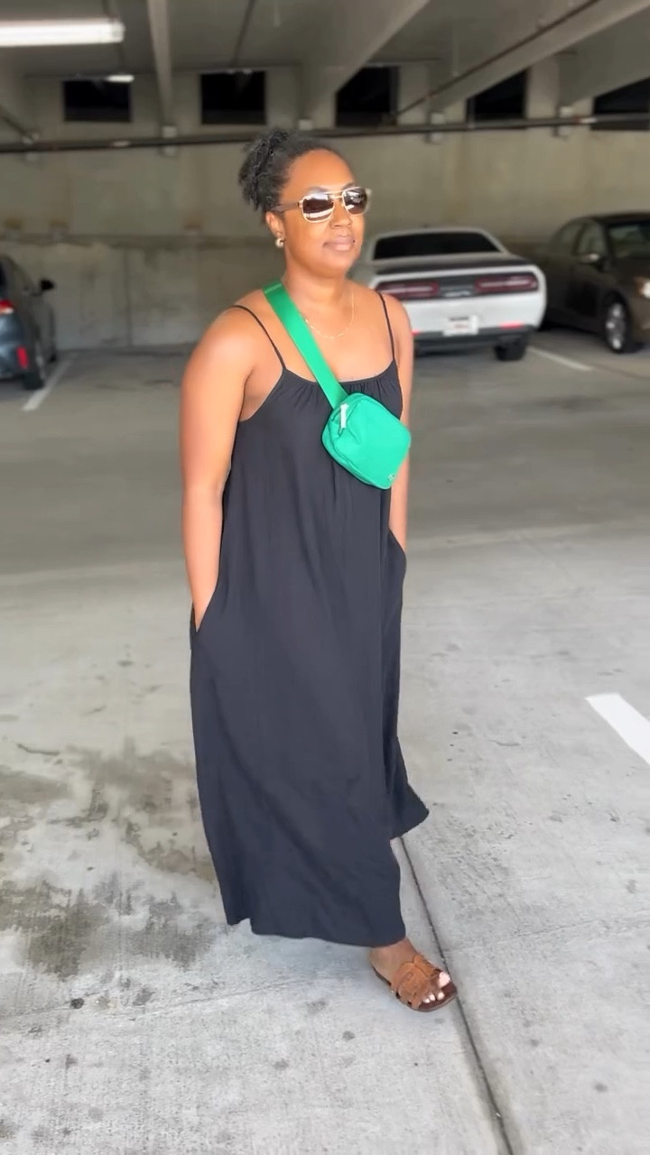comfort is one of my style pillars. headed to Trader Joe’s 💁🏾‍♀️ 

#runningerrands #vlogger #womensfashion