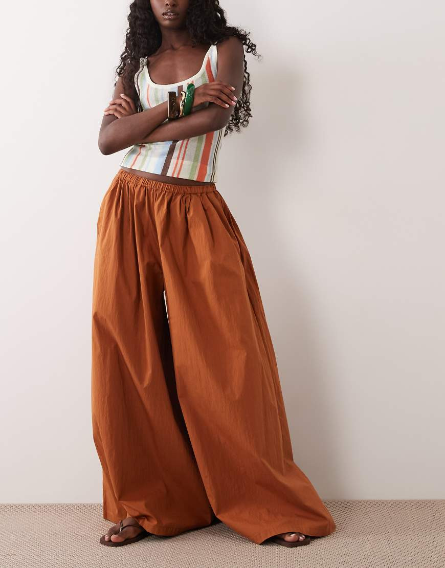 ASOS DESIGN super wide leg pants in toffee-Brown | ASOS (Global)