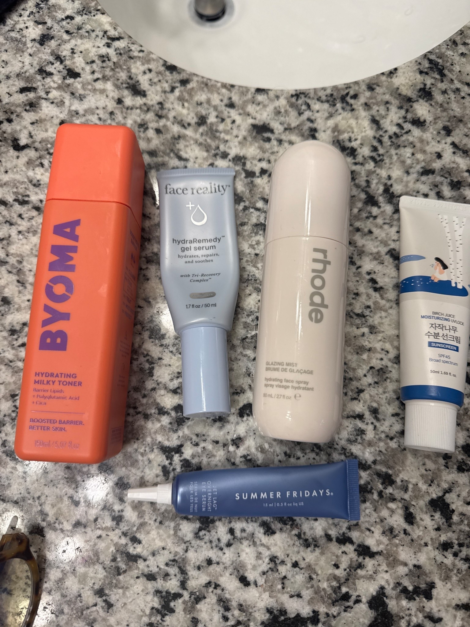 This combo has been saving my skin from dryness and irritation — especially love layering the @byoma milky toner with the @facereality hydraRemedy serum and sealing it all in with a light mist from @rhode. Bonus: the Korean sunscreen blends like a dream ☁️ #SkincareRoutine
#BarrierSupport
#HydratedSkin
#ByomaSkin
#RhodeSkin
#FaceRealitySkincare
#SummerFridays
#KBeautyFinds
#CleanGirlAesthetic
#SkinPrep
#MorningRoutine
#GlazedSkin
#SkincareFavorites
#SkincareShelfie
#LTKBeauty 

#LTKgrwm #LTKmorningroutine #LTKdayinmylife