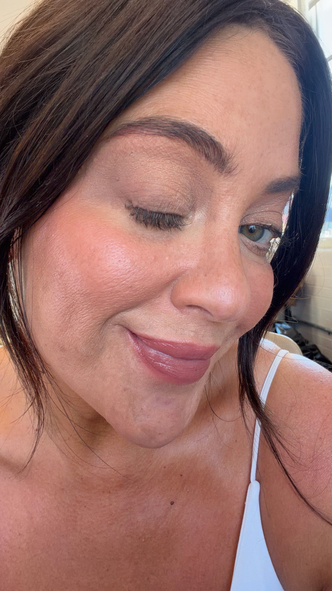 I am OBSESSED with these Makeup by Mario shadows. Genuinely might be one of my favorite makeup products of 2026. I used the mattes (sandstone on lid and mauve as accent,) as a base and the new shimmers (pink pearl) as a topper, and they lay so beautifully and somehow make your makeup look professionally done.

This is such a perfect daytime/office/meeting eye, although now I think I need a darker accent shade too.

Also: the new Armani Dolci Blush is beautiful in both color (shade 5) and texture, and the Maed lip over the Marc Jacobs lip? 10/10. #ad @Sephora  #sephorapartner #ltkbeauty