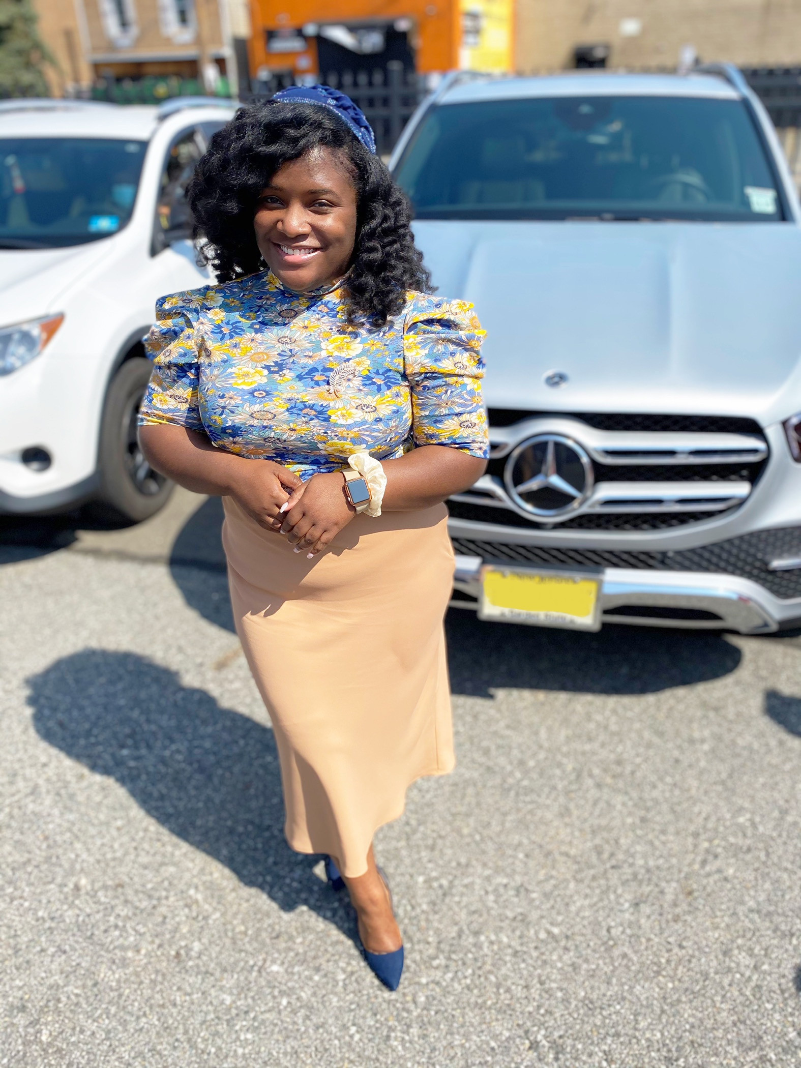 Floerns Women's Casual Frill Mock Neck Short Puff Sleeve Keyhole Back Work Office Blouse | Amazon (US)