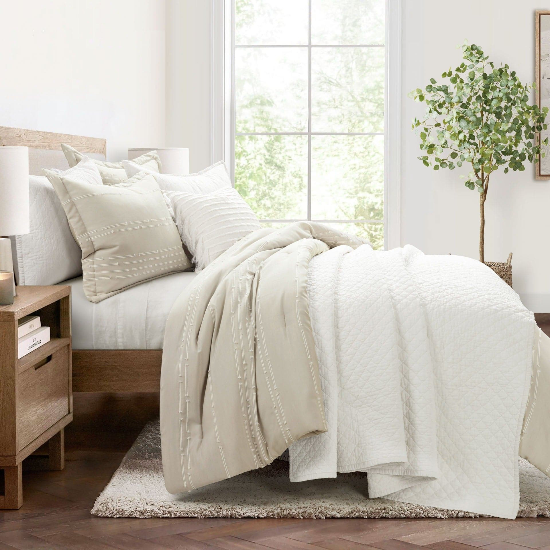 Bedding Bundle: Clipped Stripe Jacquard Comforter + Belgian Linen Quilt | Lush Decor