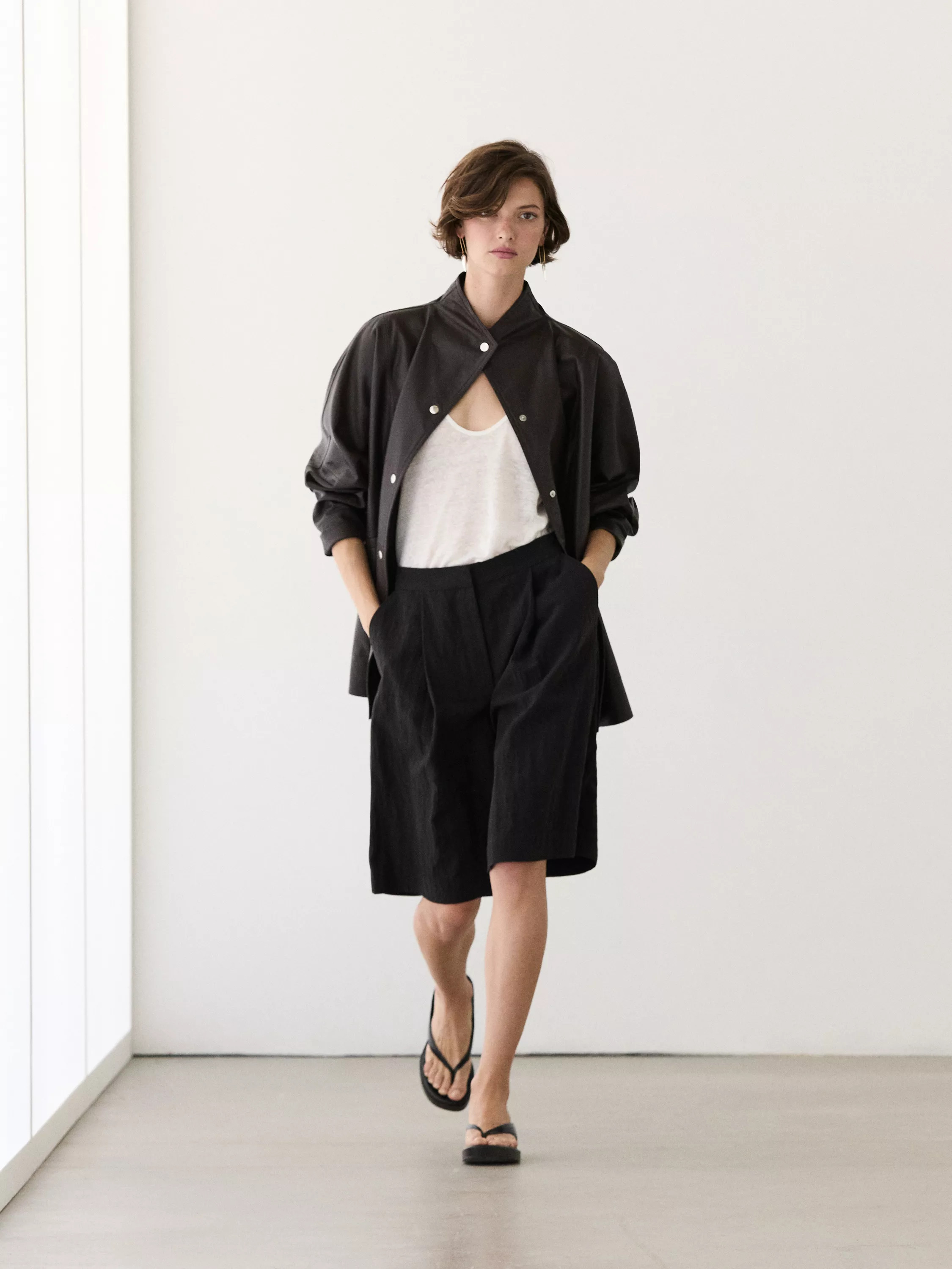 TECHNICAL FABRIC BERMUDA SHORTS | Massimo Dutti UK