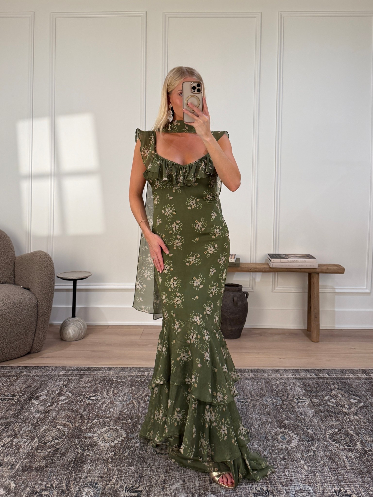 Size small in dress, shoes are true to size, linking similar earrings!
#kathleenpost

Wedding guest dress, fall wedding dress, beach wedding dress, destination wedding guest dress, best dressed guest


#LTKWedding #LTKSeasonal #LTKStyleTip