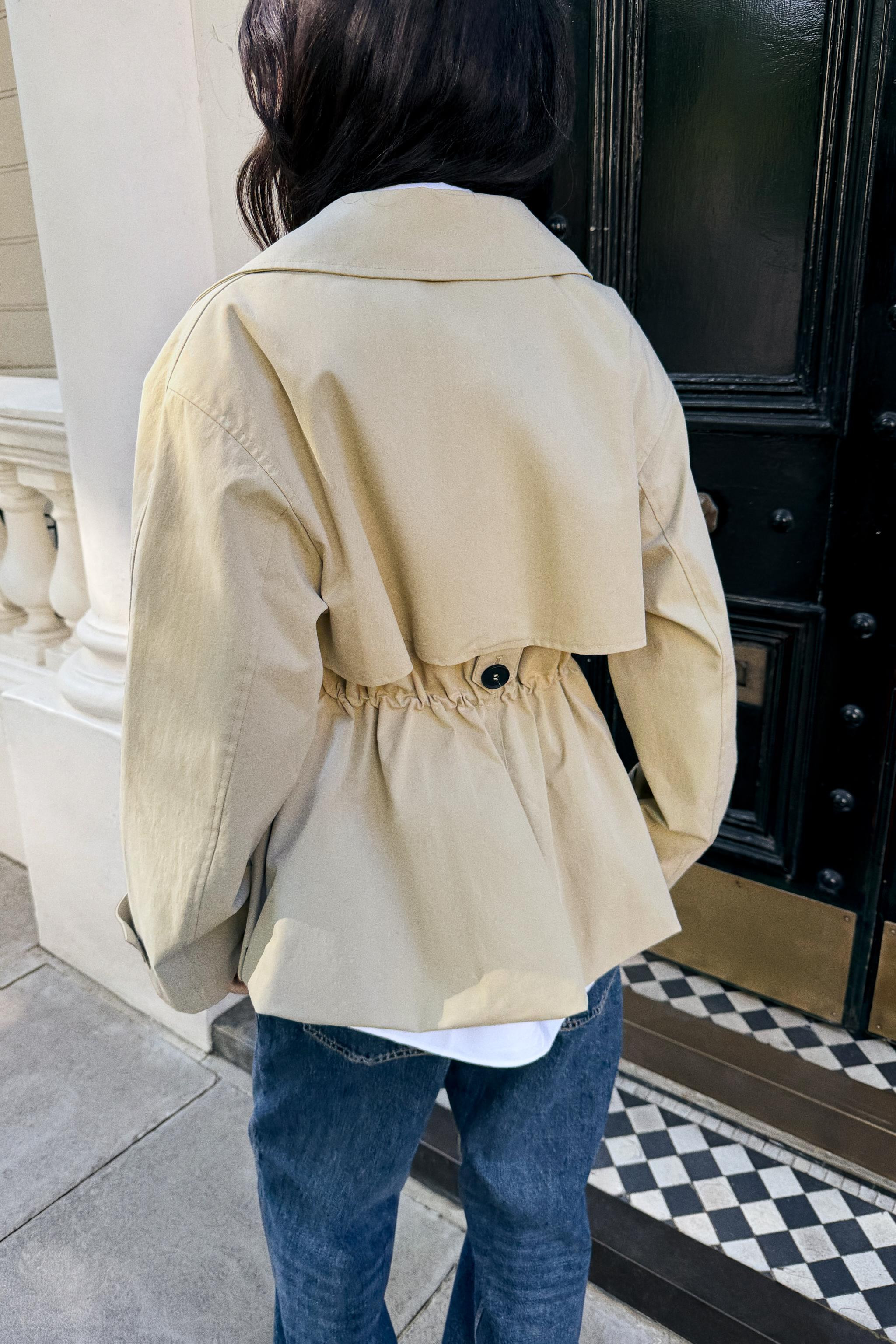 DOUBLE-BREASTED DRAWSTRING TRENCH JACKET | Zara Canada