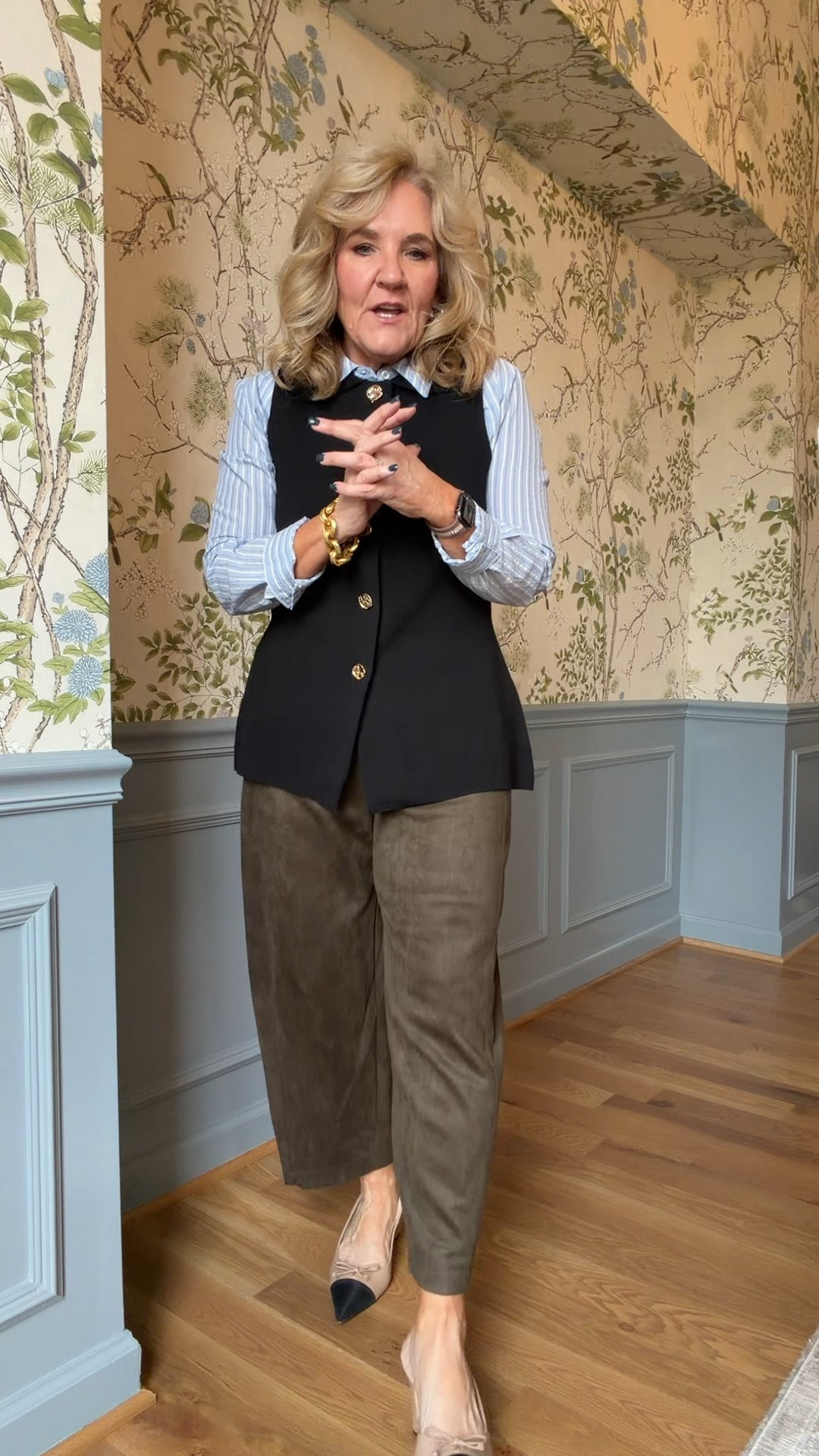 Modern work outfit all size medium 
Slingbacks I sized up for some extra room in the toes. I’m found a few places they are in stock 

Office outfit barrel pants black vest 


#LTKOver40 #LTKFindsUnder50 #LTKWorkwear