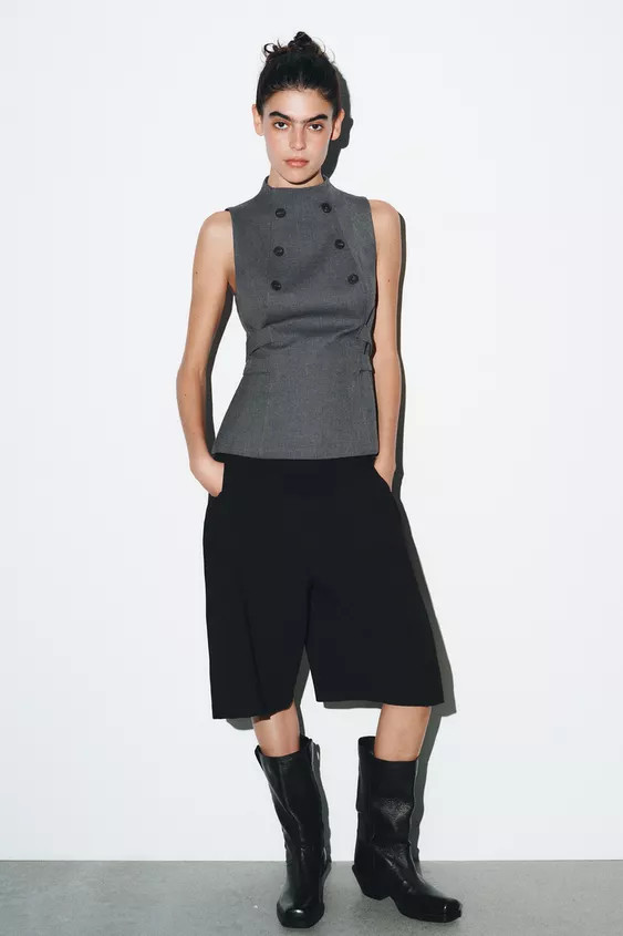 BUTTONED TOP | Zara US