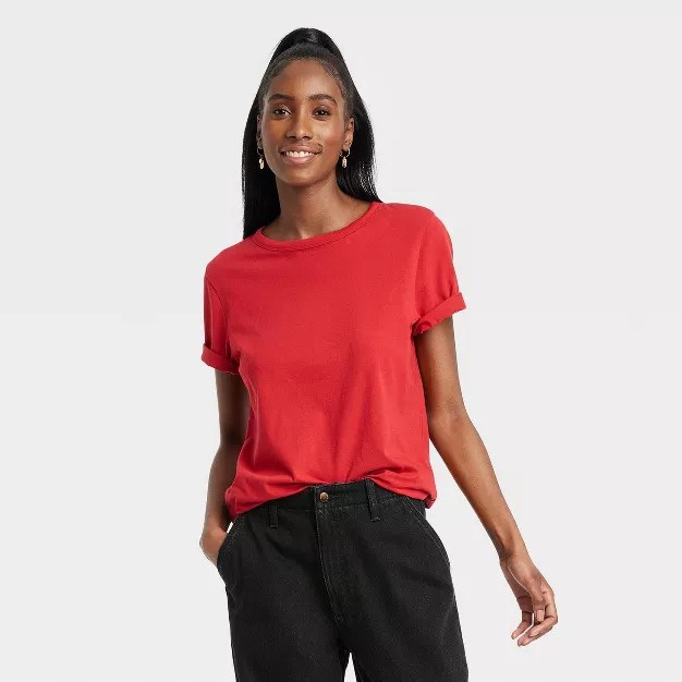 Women's Short Sleeve T-Shirt - Universal Thread™ | Target