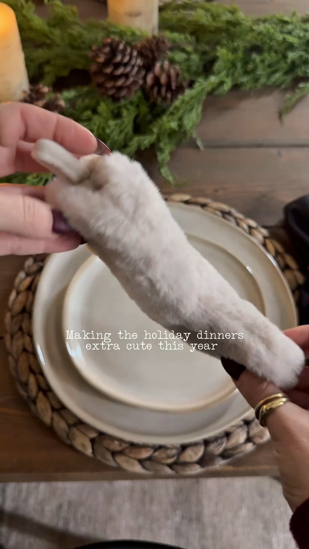 A cute addition to the holiday dinners✨✨
I love the little details like this that just adds an extra touch of festive.


#LTKSaleAlert #LTKHome #LTKSeasonal