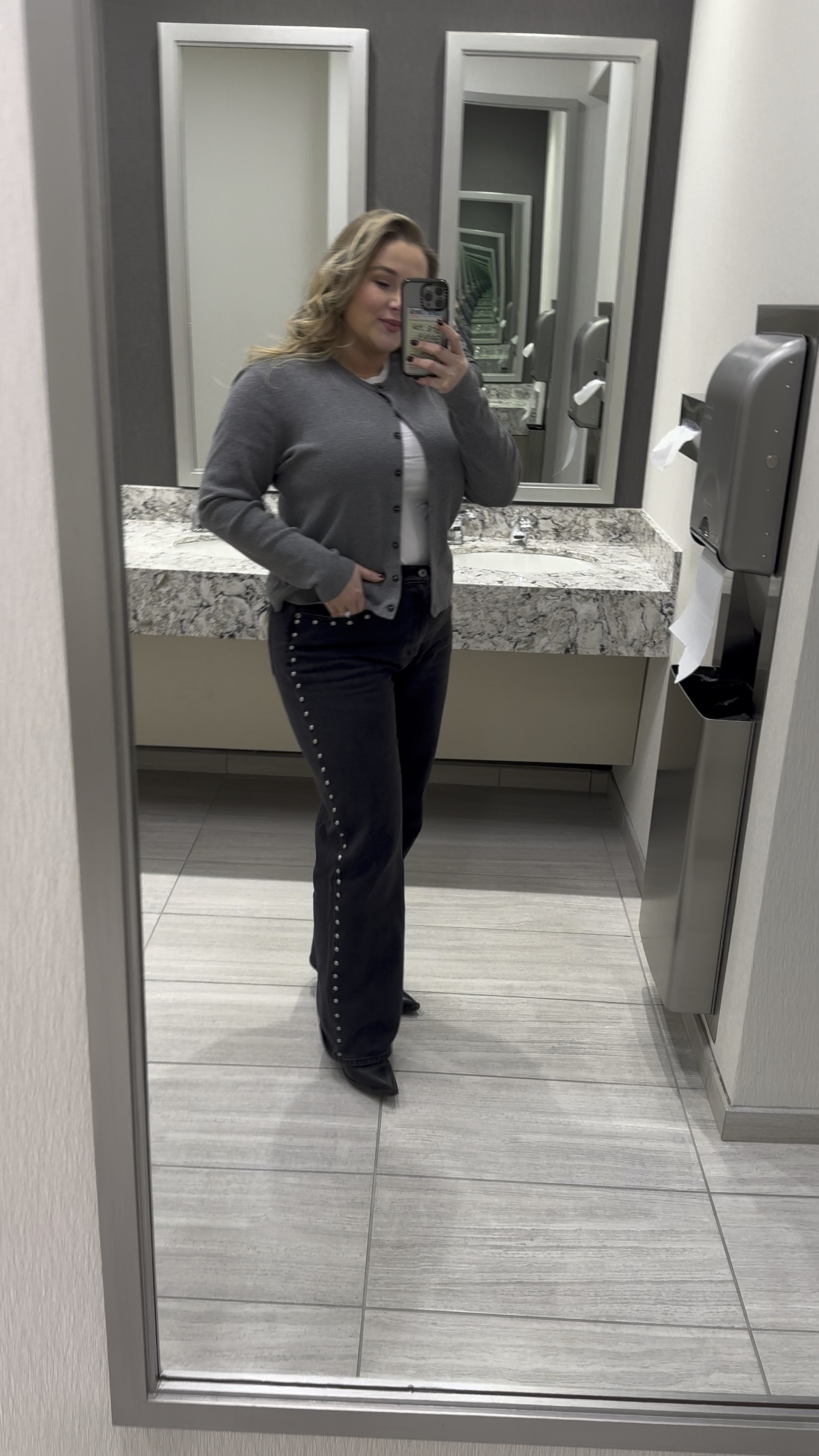 outfit of the day
studded jeans
abercrombie jeans
grey and black outfit
90's baggy jean
work outfit
office outfit
midsize outfit
plussize outfit
office outfit inspo 

 #LTKMidsize #LTKPlusSize #LTKWorkwear