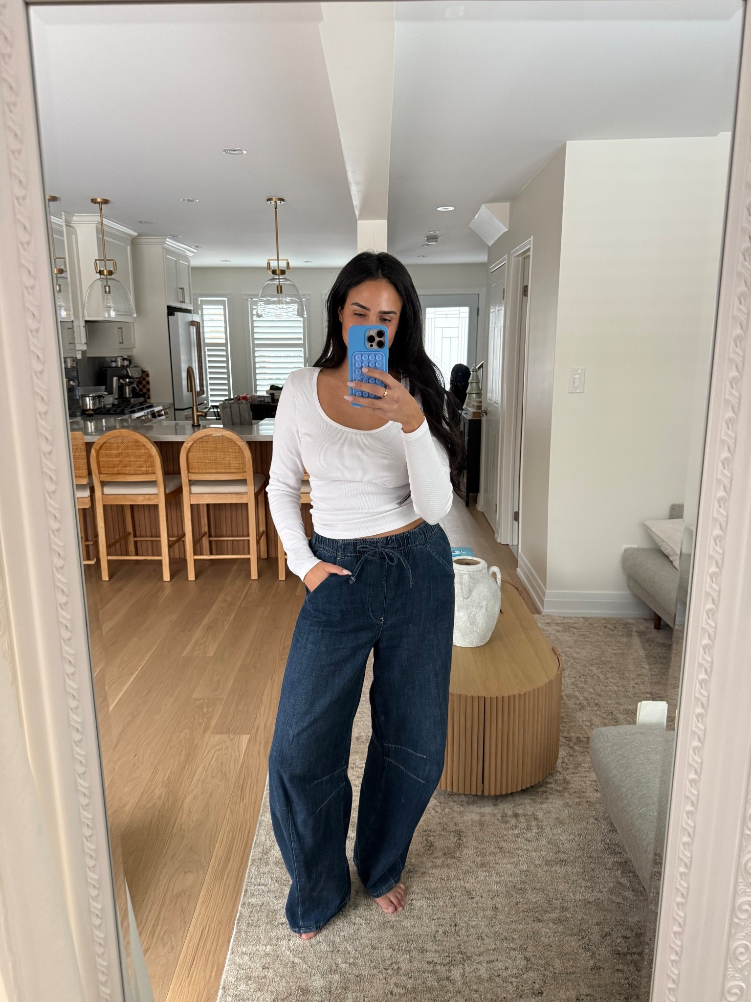 Medium top 
Small tall jeans 

#LTKstyletip #LTKjeans #LTKcanada