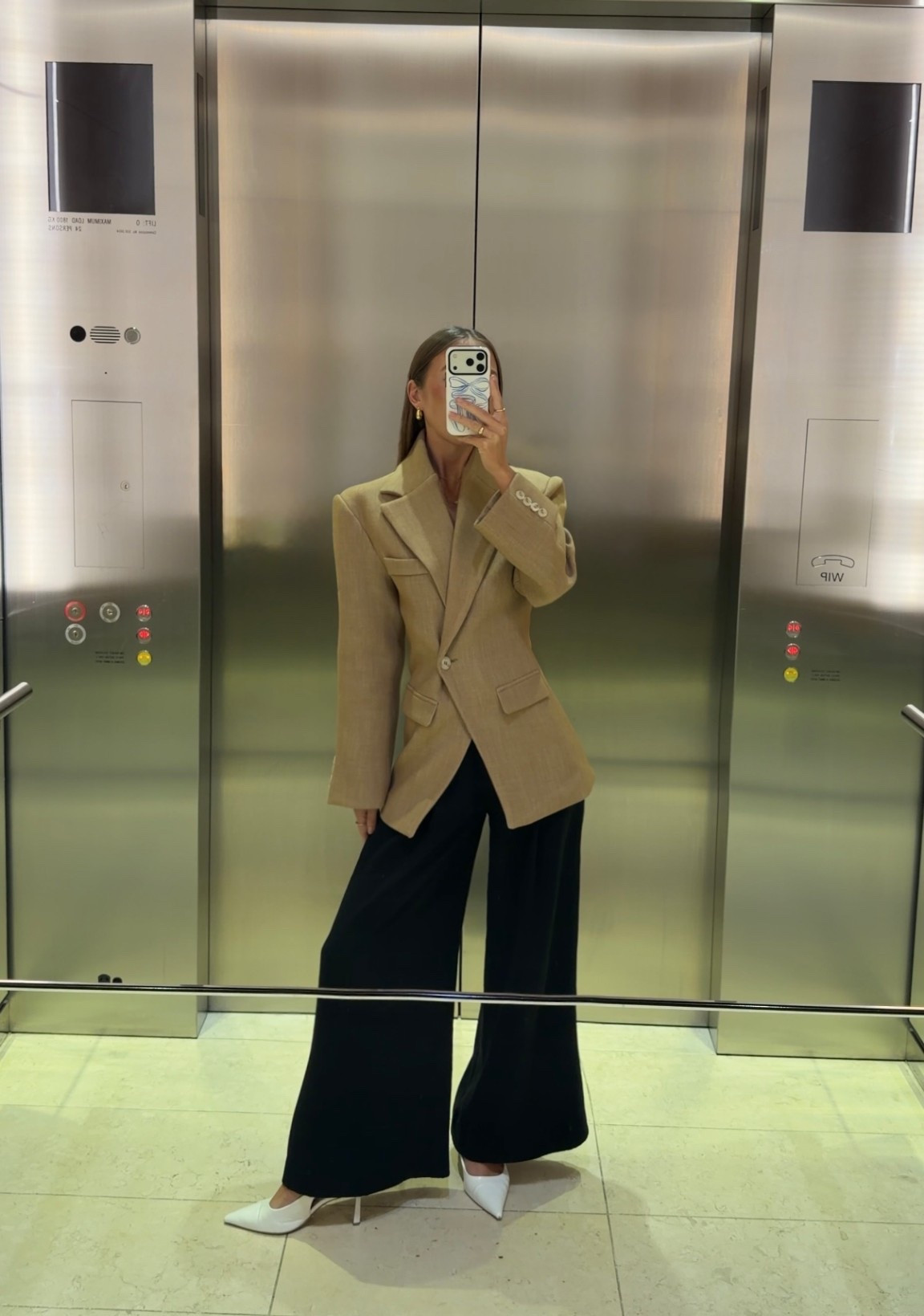 Office outfit 🤍 

#LTKstyletip #LTKaustralia #LTKworkwear