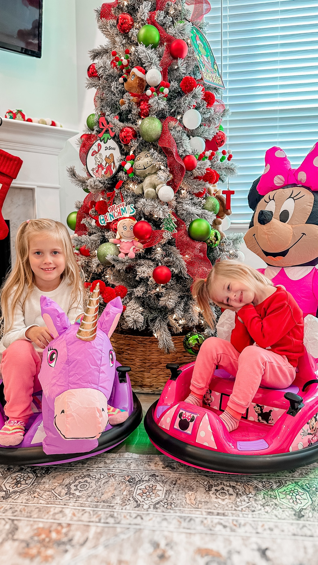@flybarinc ImaginAir bumper cars might just be cooler than Santa’s sled! Bluey, Minnie, and Spider-Man are available at @walmart, and Unicorn is from Amazon! Comment BUMPER and I’ll send direct links! 🔗
•
•
#WalmartFinds #amazonfinds #ImaginAir