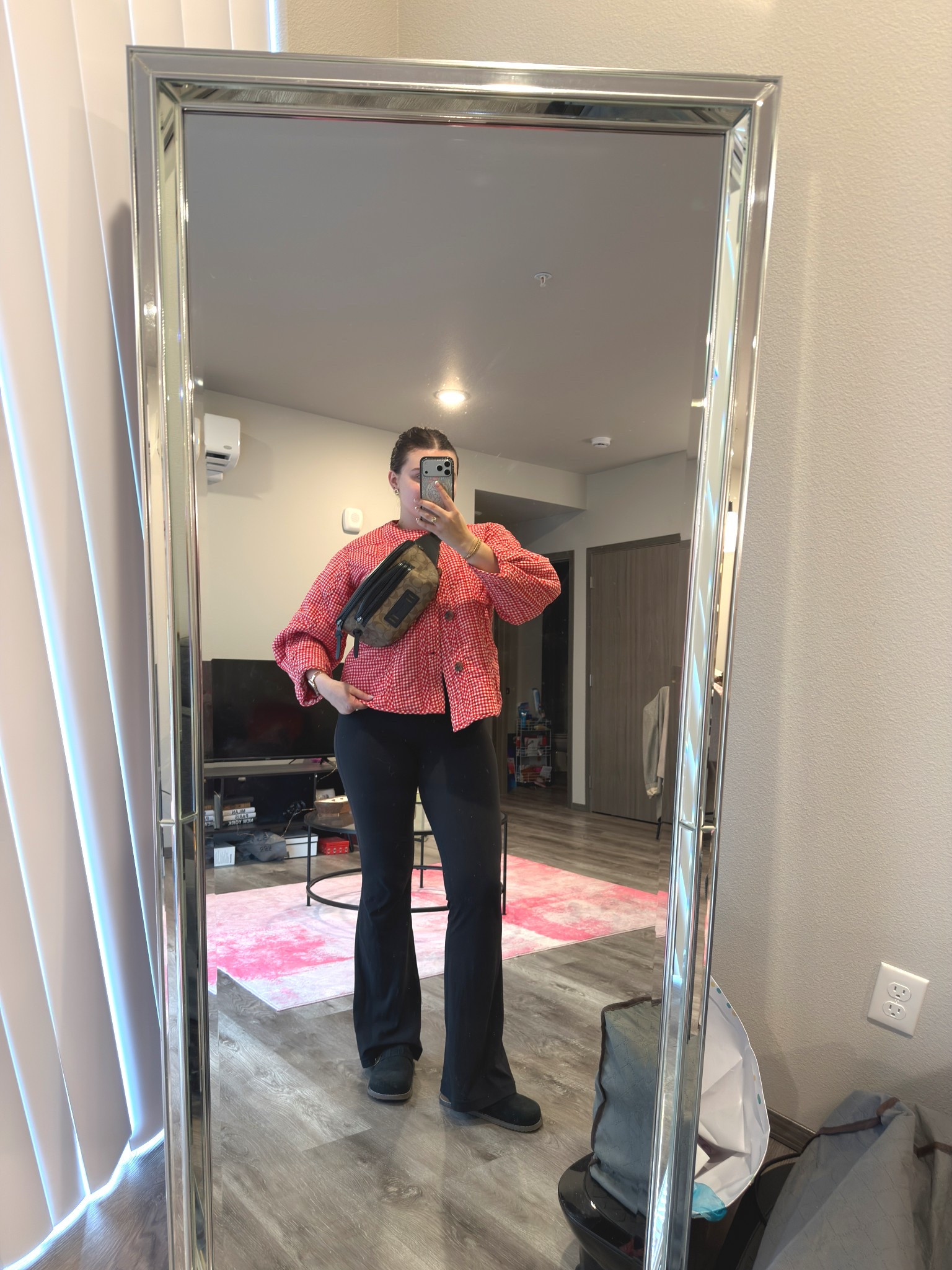 Comfy outfit to go get a facial in my lashes done! I don’t know what it is about this week, but I’ve been living in my flare leggings from @lululemon 🤭

I’m wearing a M jacket, size 8 leggings and size 9 clogs

#LTKMidsize #LTKdayinmylife #LTKootd