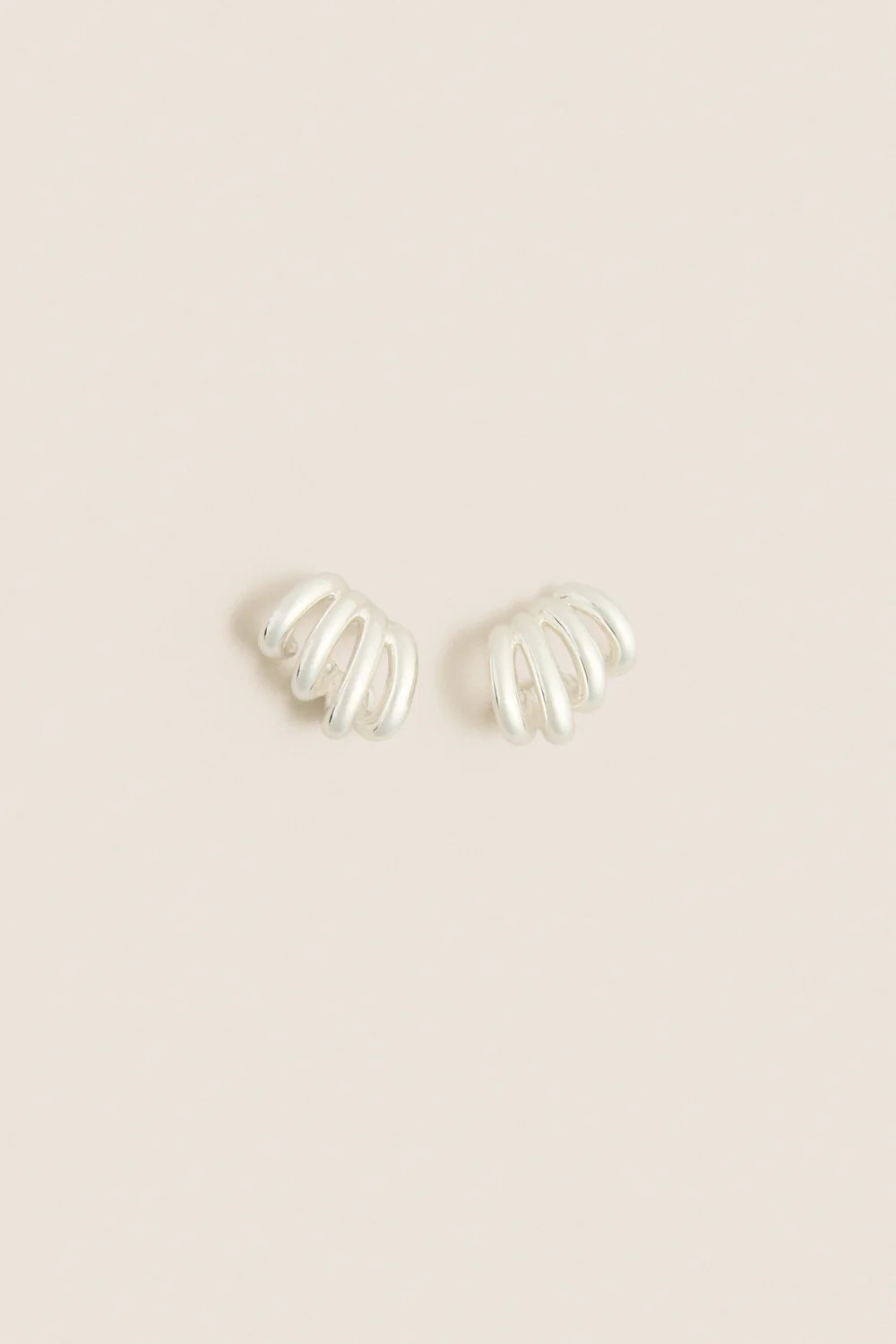 High Polish Silver Monroe Earrings | Tuckernuck (US)