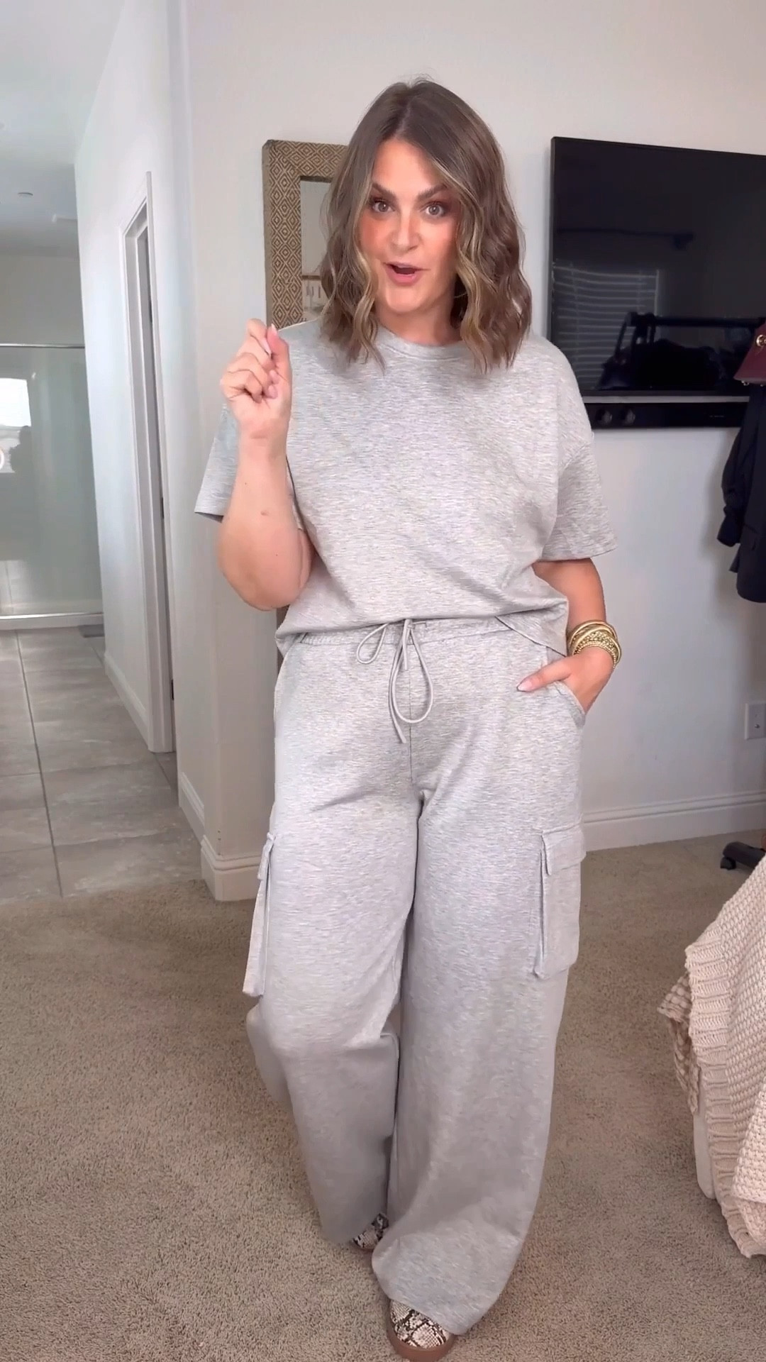 Less than $40 for the set & a best seller!!!

Top, large
Pants, xl
Shoes, 10

Fall fashion, size 12, midsize, affordable style, loungewear, sets, sweatset, Courtney Hamilton

#LTKmomlife #LTKFindsUnder50 #LTKootd