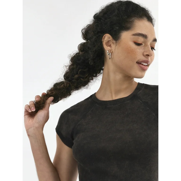 No Boundaries Ribbed Garment Wash Tee with Short Sleeves, Women's | Walmart (US)