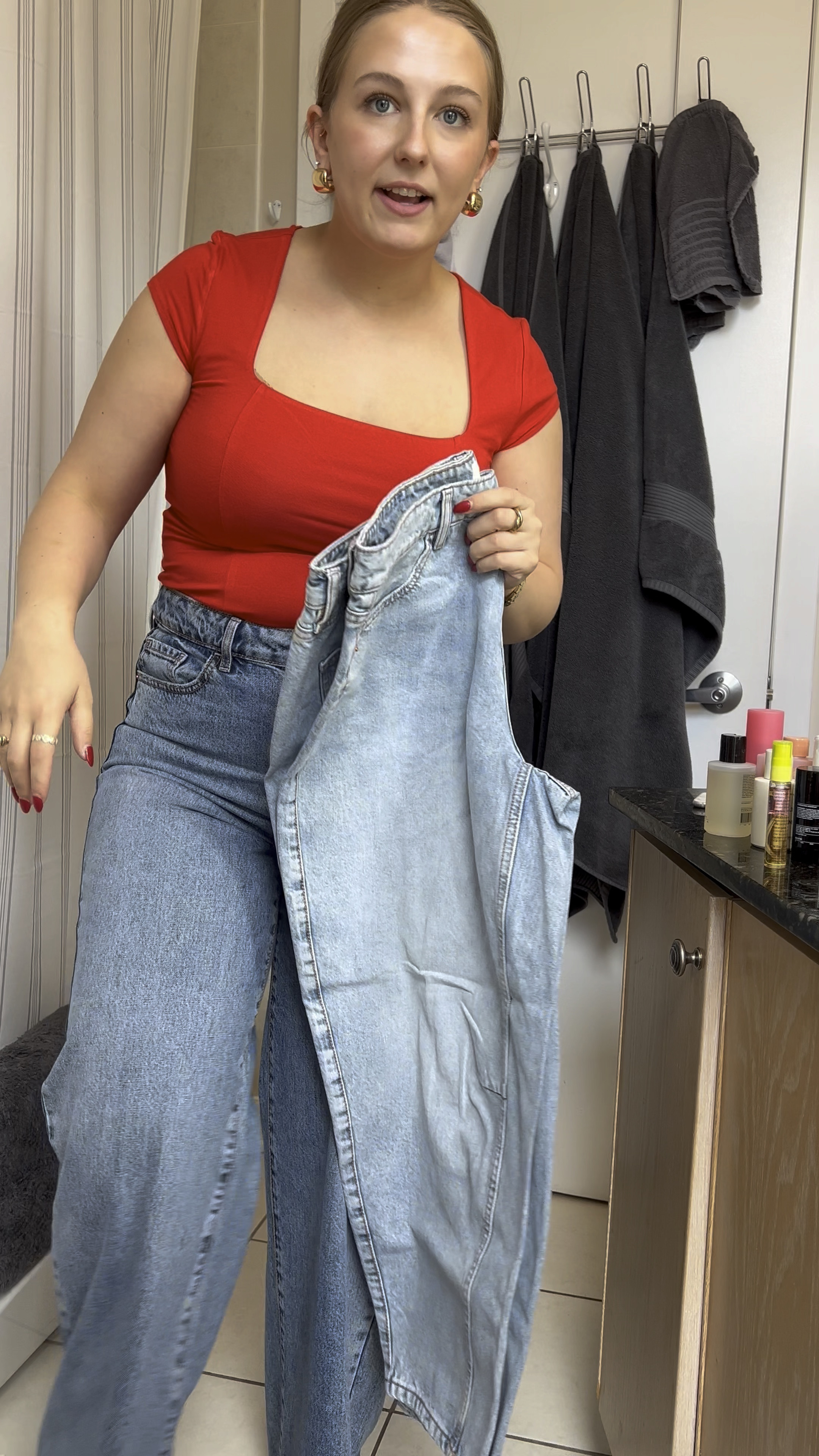 Ok barrel leg!!!

#LTKworkwear #LTKstyletip #LTKsalealert