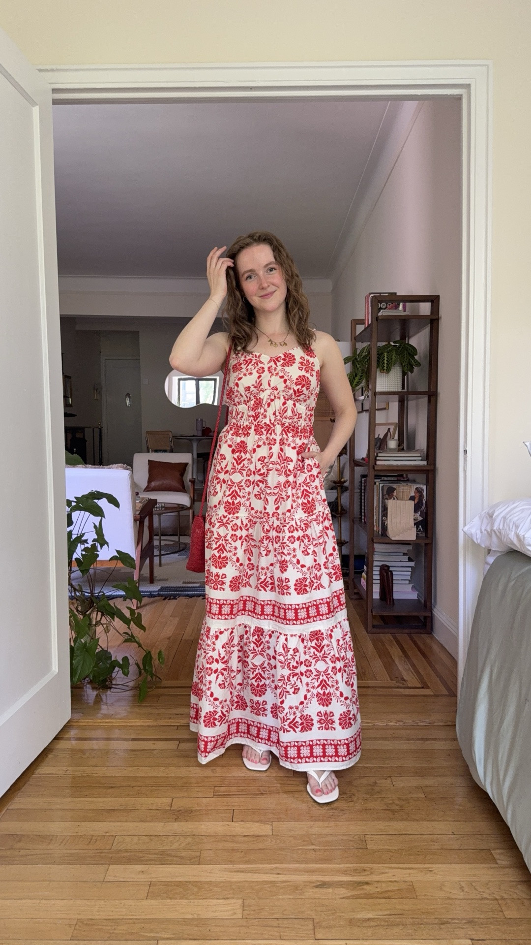 Walmart summer vacation dresses for women. This cotton dress would be perfect to take abroad! Wearing xs