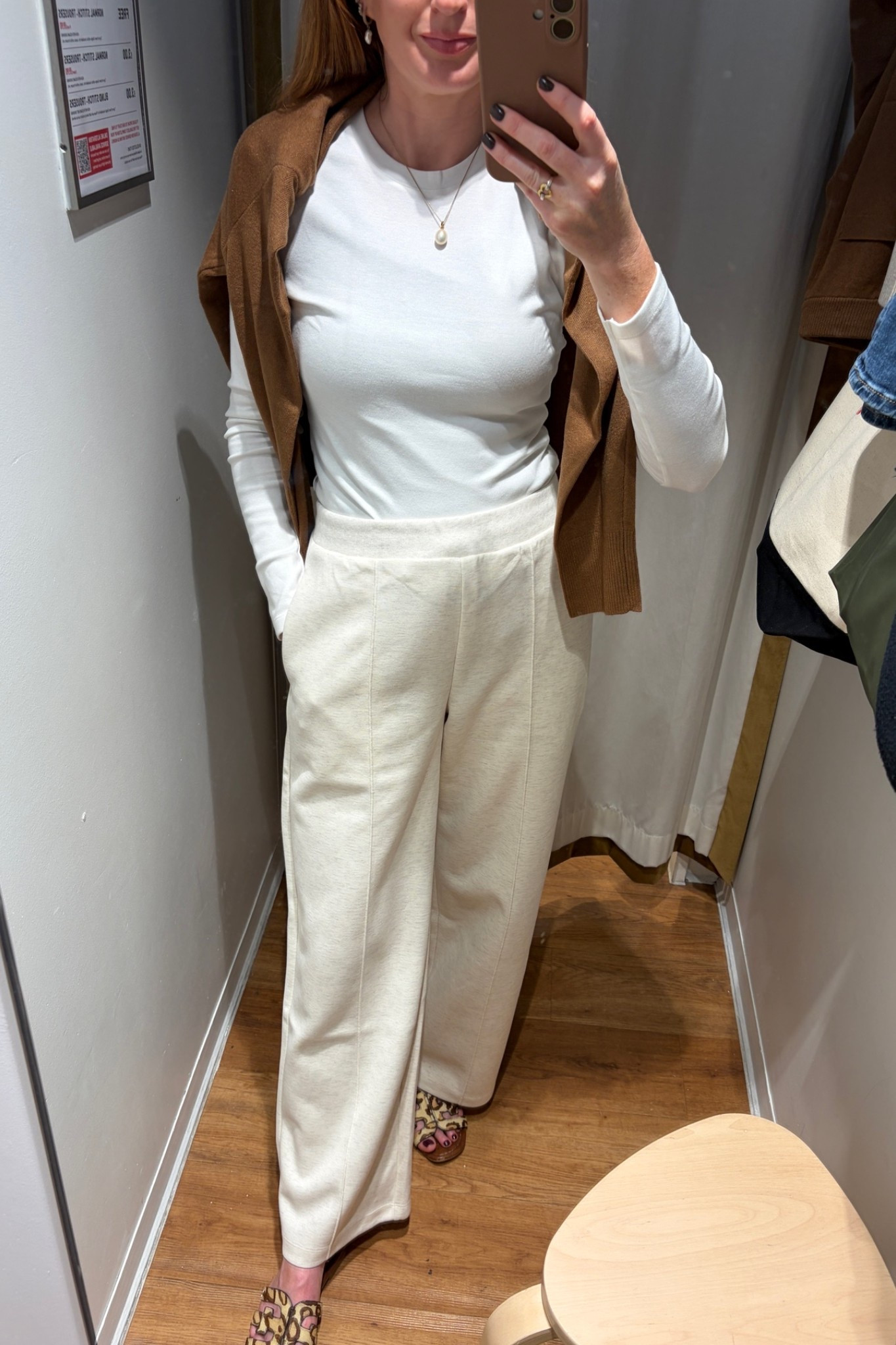 Another chic yet comfortable Autumn Outfit for running errands or casual weekends 🍂🤍🤎 @UNIQLO fall outfits women, date night outfits, fall fashion hauls