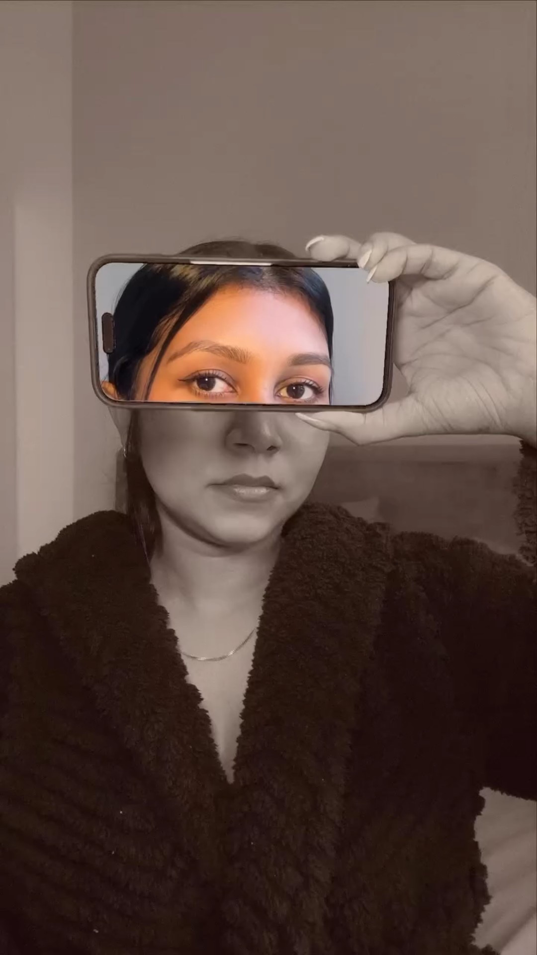 How I Love Being a Woman Ft. Fwee Jelly Glowy Pots ✨

There are a lot of reasons why I love being a woman, but one of my personal faves? The way a little bit of makeup can literally change the whole vibe. Like, tell me why I woke up looking meh and now I feel like the ✨ IT girl ✨ just because of some blush? @fwee_global @fwee_makeup Jelly Glowy Pots are that girl when it comes to dewy, fresh, naturally flushed skin. Today, I’m trying out Squeezy (a gorg red shade from the red range) and Honey Peach (the softest coral dream from the coral range), and when I tell you these shades are so juicy and blendable… like, I just know my summer makeup is set.

The formula? Bouncy, lightweight, melts into the skin like second nature. The glow? Radiant, but in a way that makes it look like I was just blessed with perfect skin. It’s giving “I drink my water and mind my business” energy.

Also, can we talk about the power of a good blush moment?? Like, one dab on the cheeks and suddenly I feel like the most romantic, soft, yet put-together woman alive. I swear, blush is a personality trait at this point. The way Squeezy makes me feel like I just ran through a field of flowers and Honey Peach gives that effortless sun-kissed but make it cute glow?? Obsessed.

Honestly, if you haven’t tried the Fwee Jelly Glowy Pots, you’re missing out on the easiest way to look expensive with zero effort. Let me know which shade is your fave, and tell me why blush is literally the most fun part of getting ready.

#HowILoveBeingAWoman #FweeJellyGlowyPots #DewyBlush #BlushIsAPersonalityTrait #MakeupForTheSoftGirls #FreshFacedGlow #CoralBlush #RedBlush #SpringMakeup