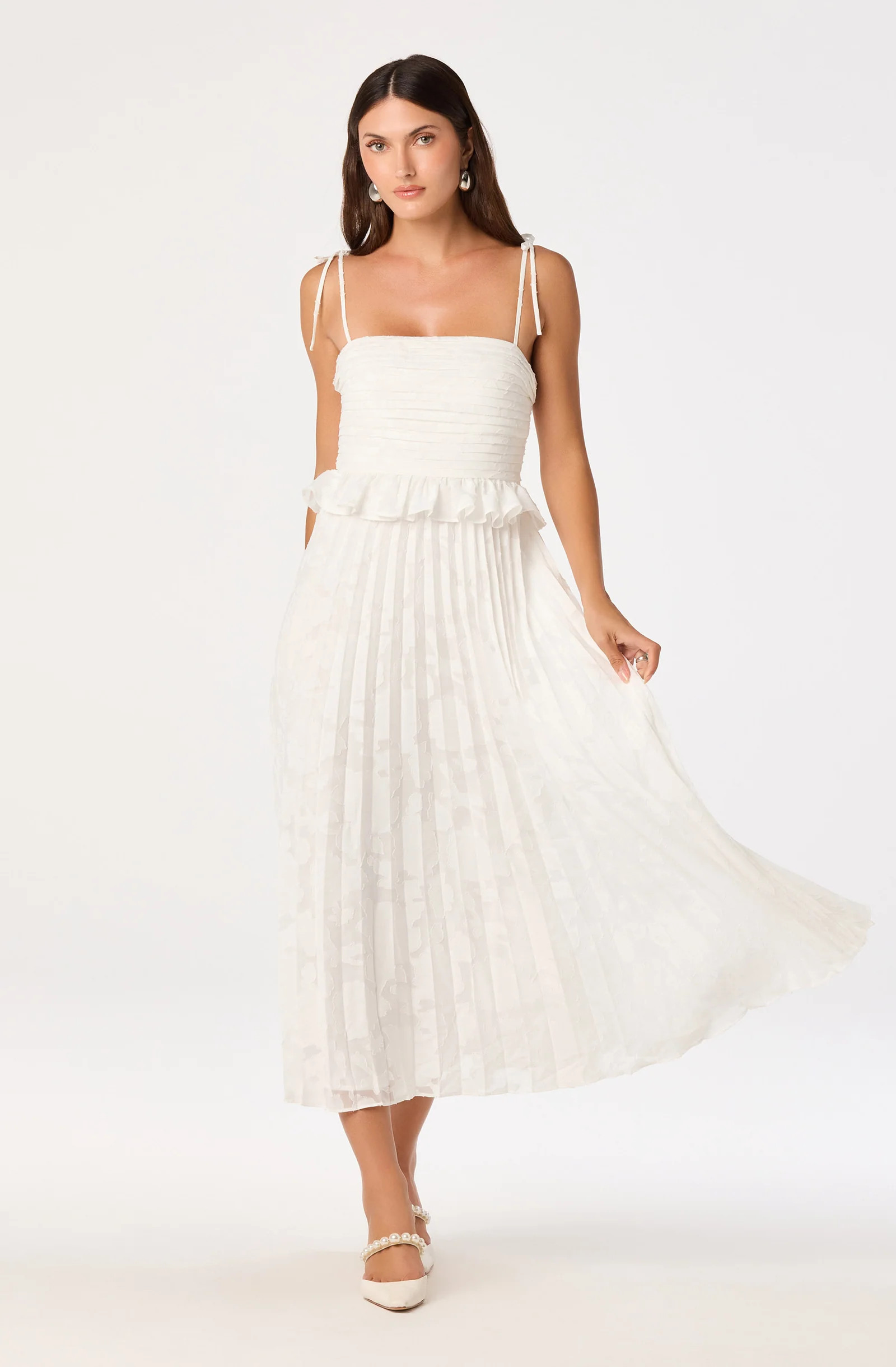 Emerys Pleated Midi Dress - White / XS | ASTR The Label (US)