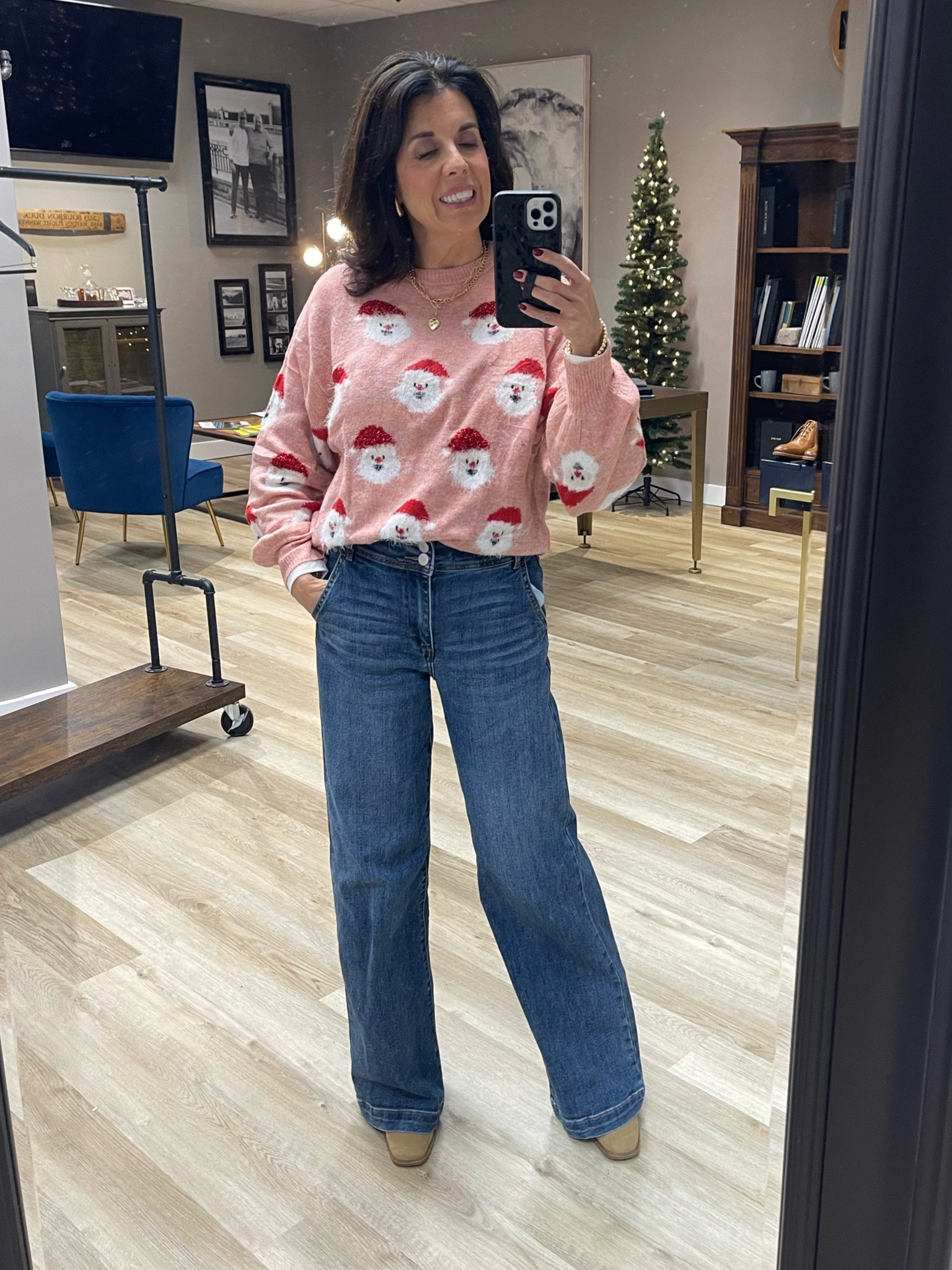 Amazon Christmas sweater! 

#LTKHoliday #LTKGiftGuide #LTKSeasonal