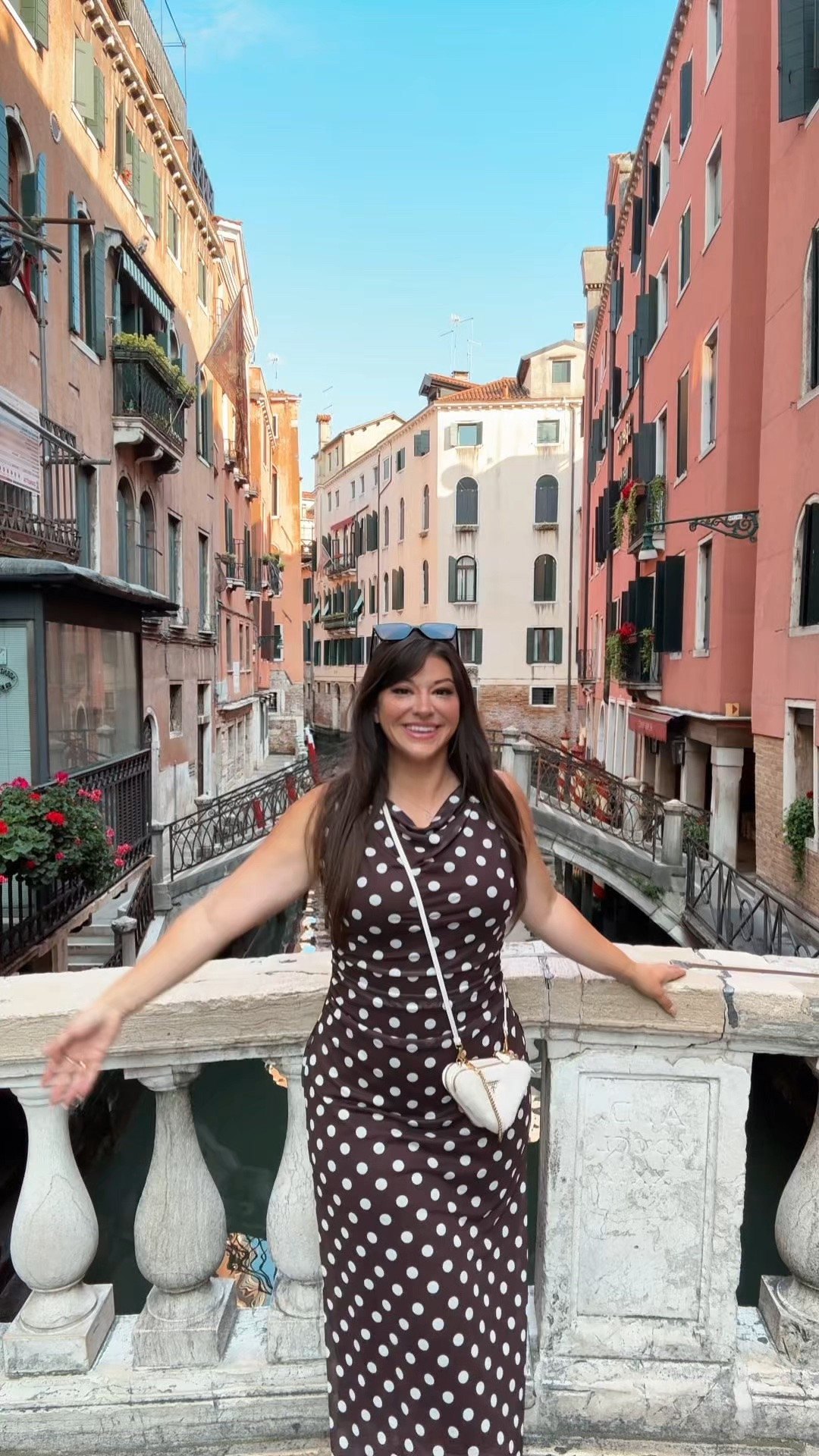 LOVEEEE this brown polka dot dress!!! And it’s perfect because it can easily transition into fall!! It’s so stretchy and I love the cinching on the sides!!!

#LTKootd #LTKPetite #LTKgrwm