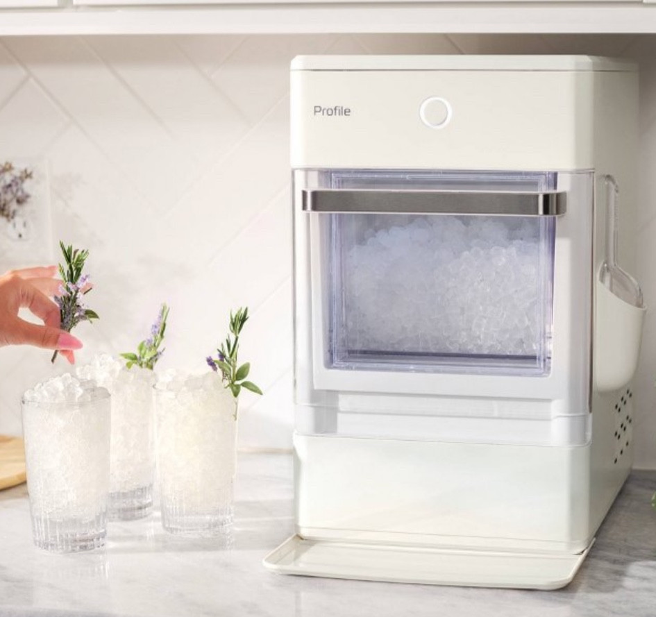 🧊 Nugget ice maker ☕️

#LTKHome #LTKCyberWeek #LTKGiftGuide