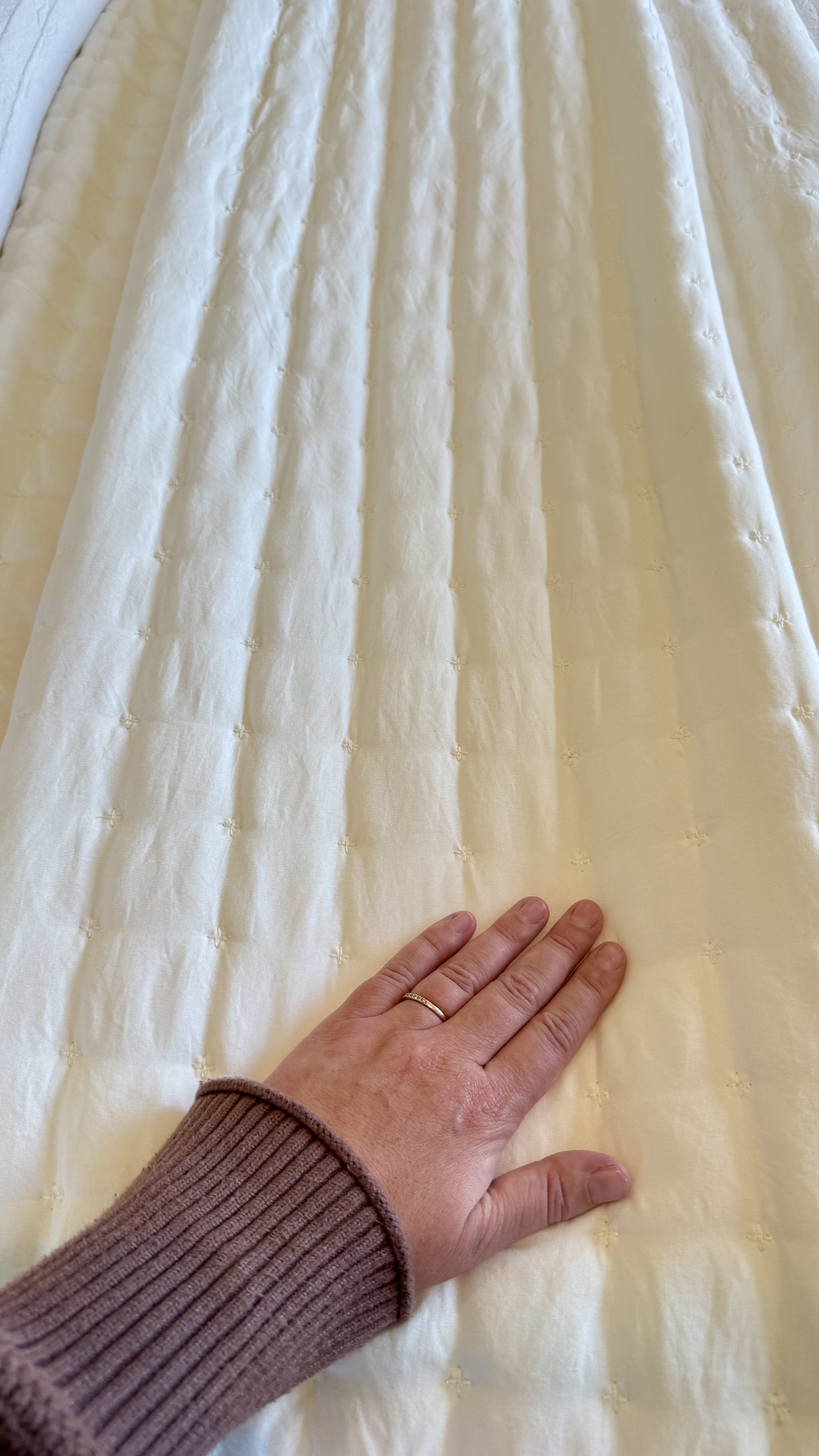 This viral cloud quilt from Amazon is so soft!!

Follow my shop @rushtonhome on the @shop.LTK app to shop this post and get my exclusive app-only content! Don’t forget to turn on post notifications using the 🔔 to get first dibs! Follow @rushtonhome on Instagram and Pinterest for more home decor inspiration and affordable home finds! Are you looking for anything home related? You’re in the right place! At Rushton Home, I do: home decor, living room, bedroom, affordable, walmart, target, amazon, wayfair, new arrivals, winter decor, spring decor, fall decor, fall finds, summer decor, home decor refresh, studio mcgee x target, hearth and hand, magnolia, holiday decor, seasonal decor, dining room decor, bedroom decor, living room decor, affordable home decor, furniture, weekend deals, sale, on sale, pottery barn, kirklands, west elm, bench, foyer table, faux florals, rugs, couches, sofa, sectional, dresser, nightstand, night stand, end tables, lamps, art, wall art, etsy, pillows, blanket, interior design, interior styling, bedding, side tables, bed frame, tray, side table, throw pillows, look for less, designer dupe, budget decor, bar stools, counter stools, vase, ceramic pottery, budget, budget friendly, coffee table, dining chairs, cane, rattan, wood, white wash, rustic amazon home, arch, brass hardware, gold hardware, vintage, antique, european inspired, french country, back in stock

#LTKSaleAlert #LTKHome