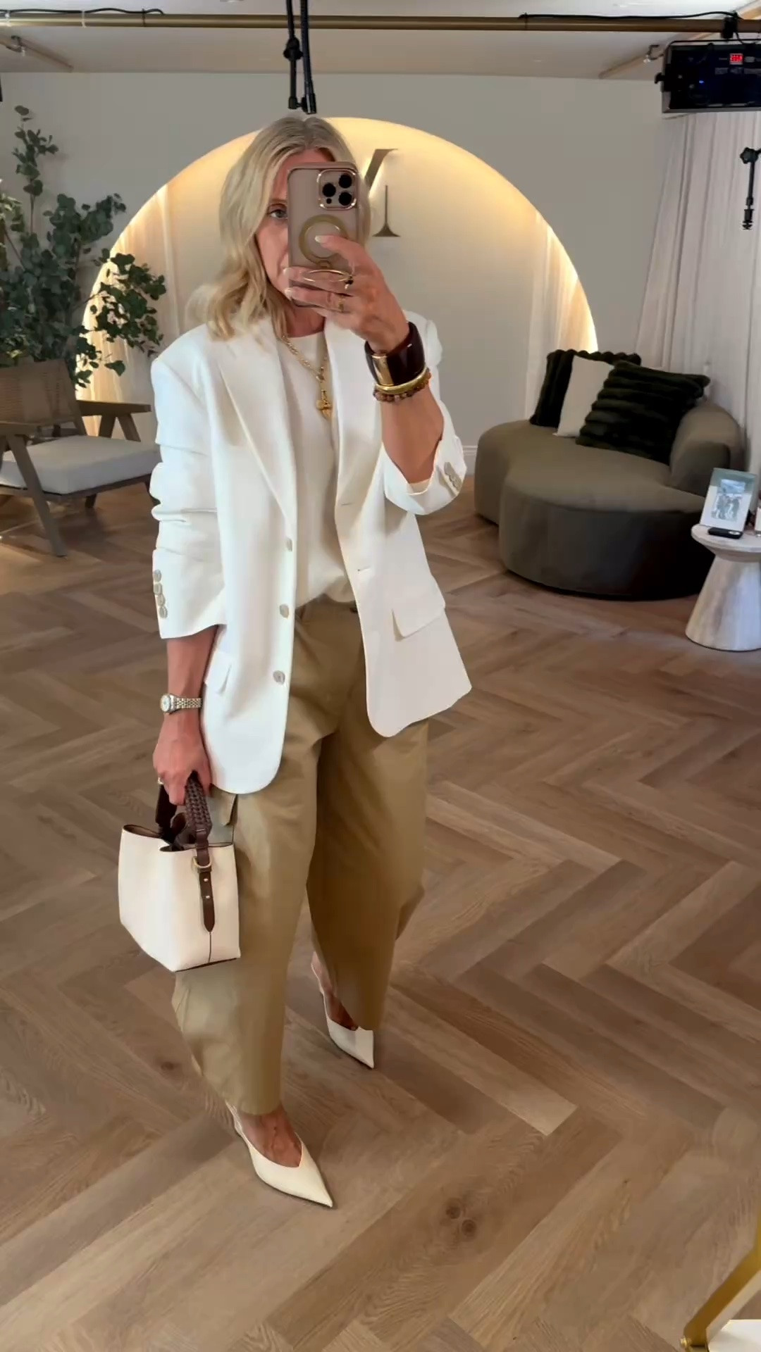 Ever have those days when you’re completely stuck on what to wear?   Here are some outfits I’ve been wearing recently as a personal stylist, with plenty of ideas you can take away and recreate from your own wardrobe. 
Which look is your favourite?

#LTKuk #LTKstyletip #LTKsummer