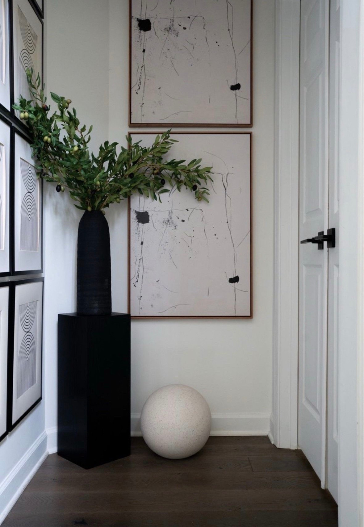 Eeeekkkk!! This AMAZON art COMPLETELY transformed this corner! And it’s for such a good price!!!

#LTKHome #LTKSeasonal #LTKSaleAlert