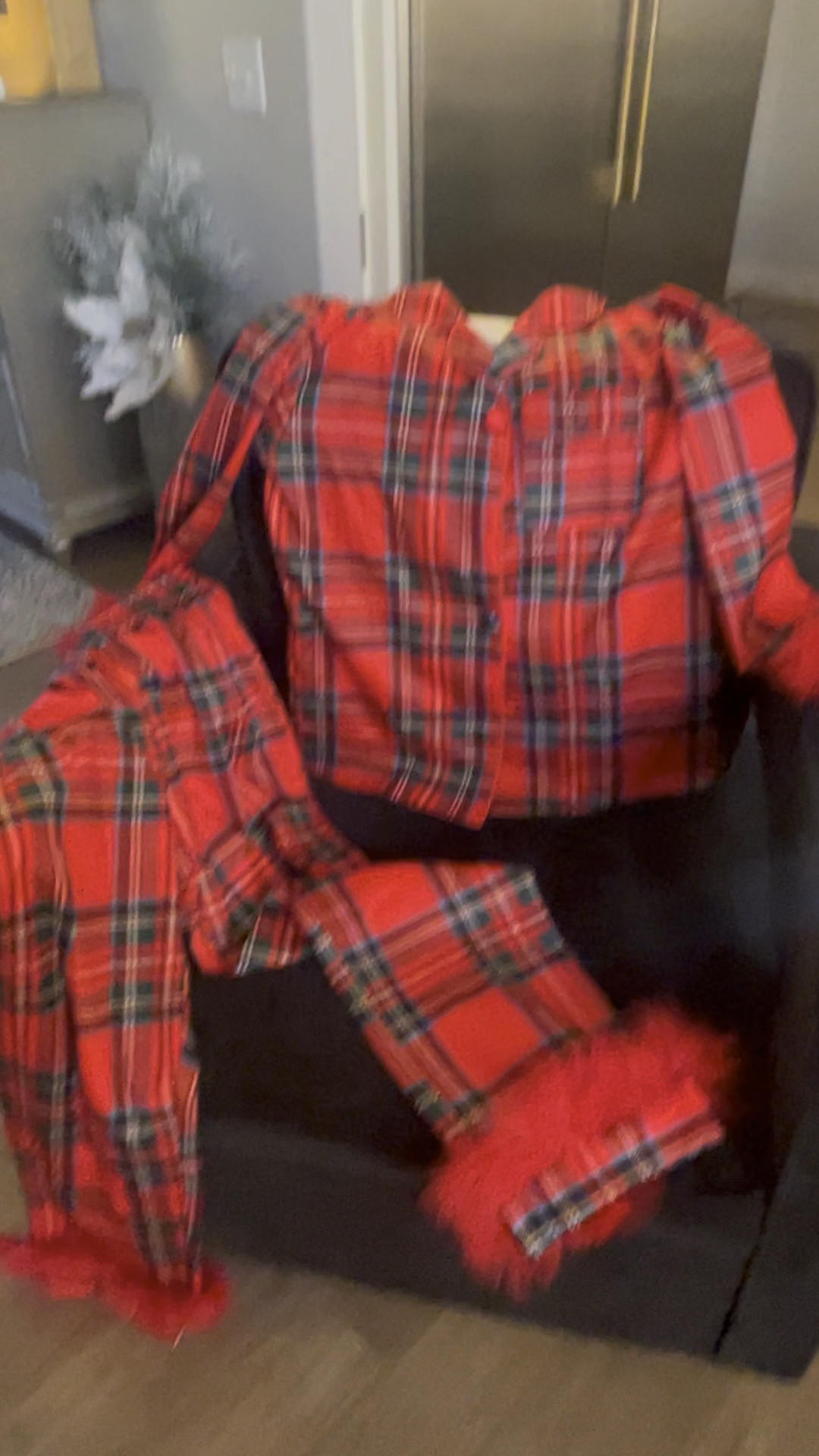 Christmas pajamas 

#LTKHoliday #LTKfindsunder50