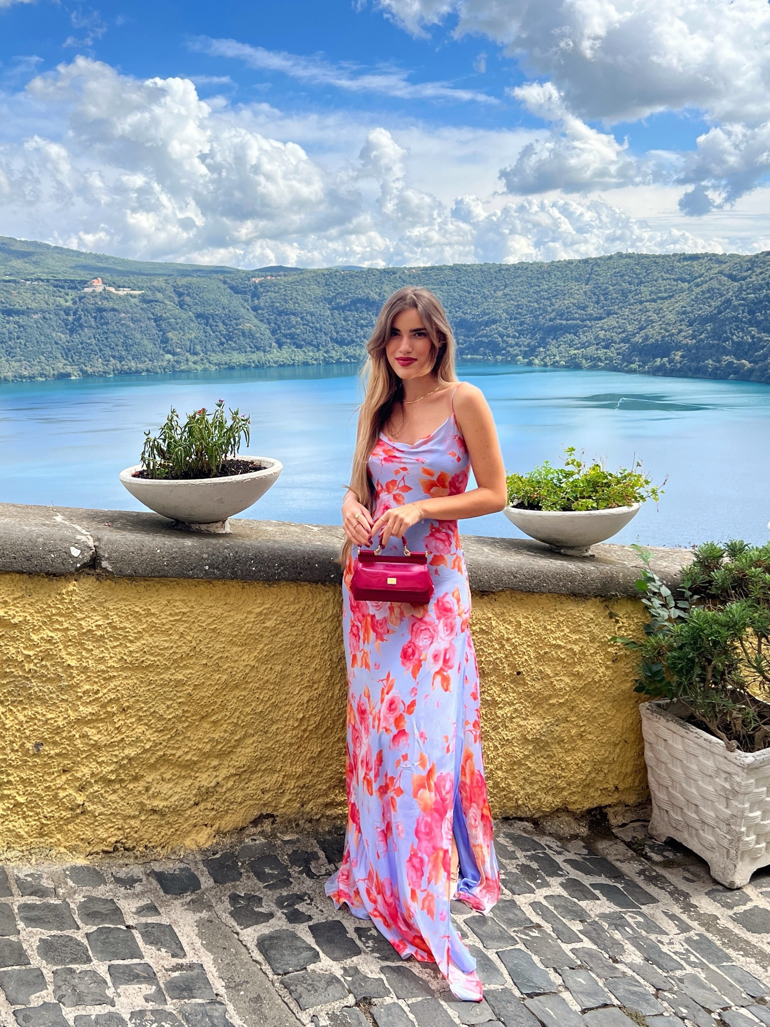 The Andamane - Abito lungo a fiori

outfit inspiration, wedding guest outfit, Dolce & Gabbana Miss Sicily Vernice, Italy.

#LTKeurope #LTKwedding #LTKstyletip