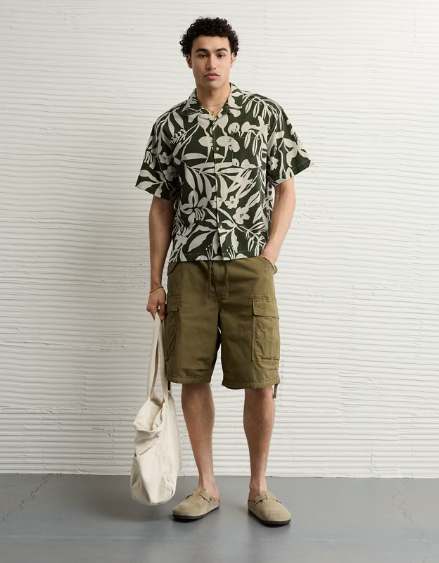 AE Poolside Floral Button-Up Shirt | American Eagle Outfitters (US & CA)