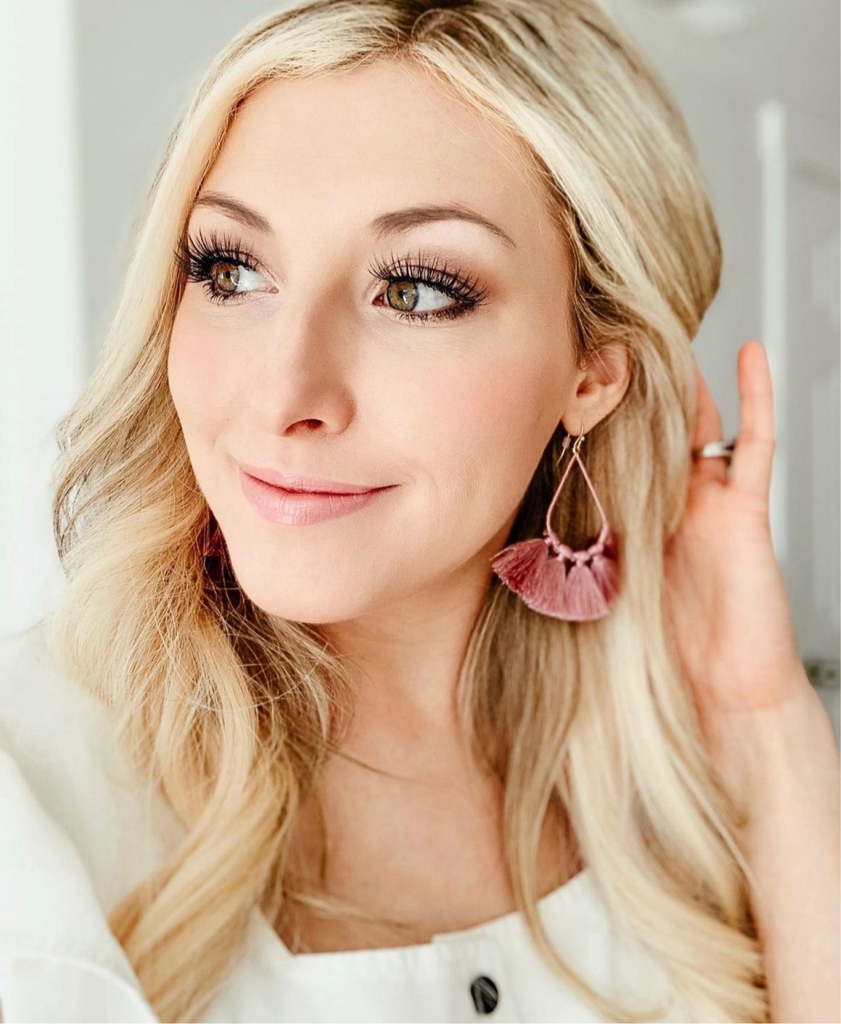 Beauty must haves 👇🏻 glowing skin, beauty products, skin care 