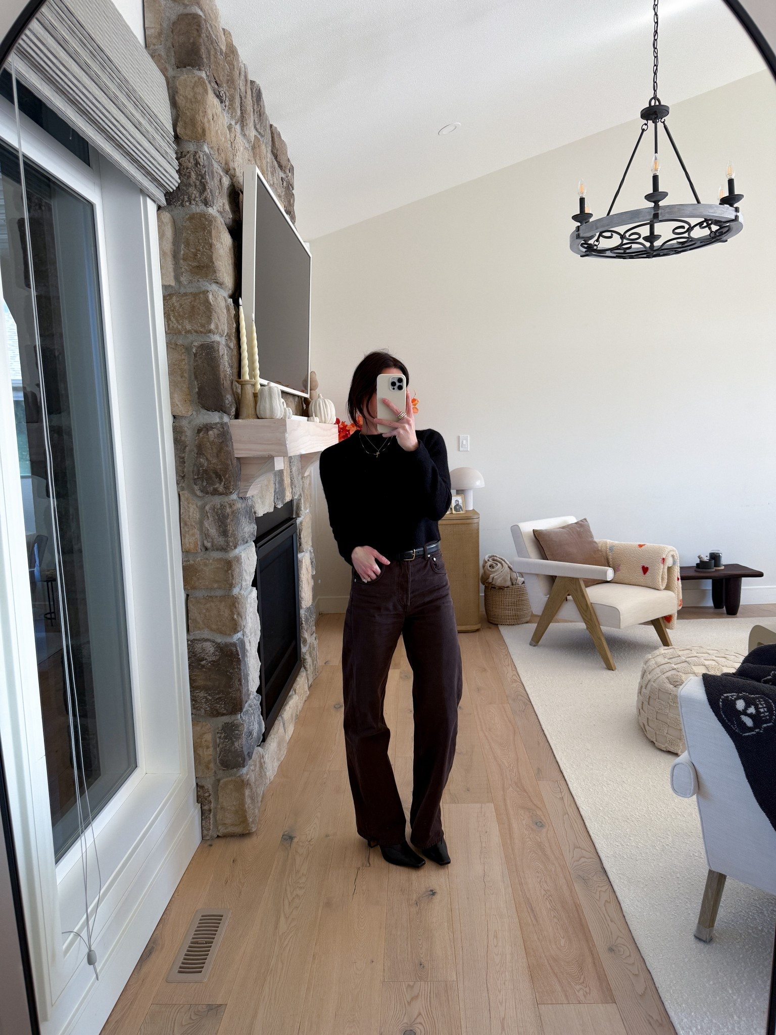 Obsessed with these fall basics 🖤

These chocolate brown jeans are great for the price point 👌🏼

Also sharing some other options for my KHAITE Nevada boots 

#LTKShoeCrush #LTKStyleTip