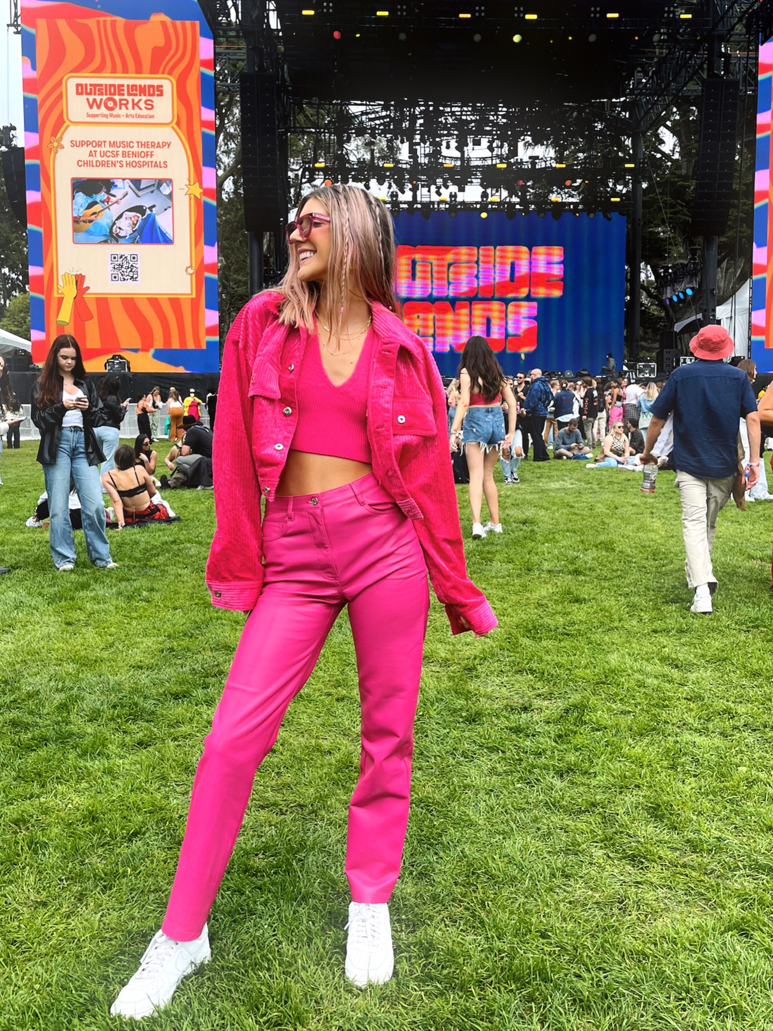 Barbie outfit!!

#LTKSeasonal #LTKSale #LTKtravel