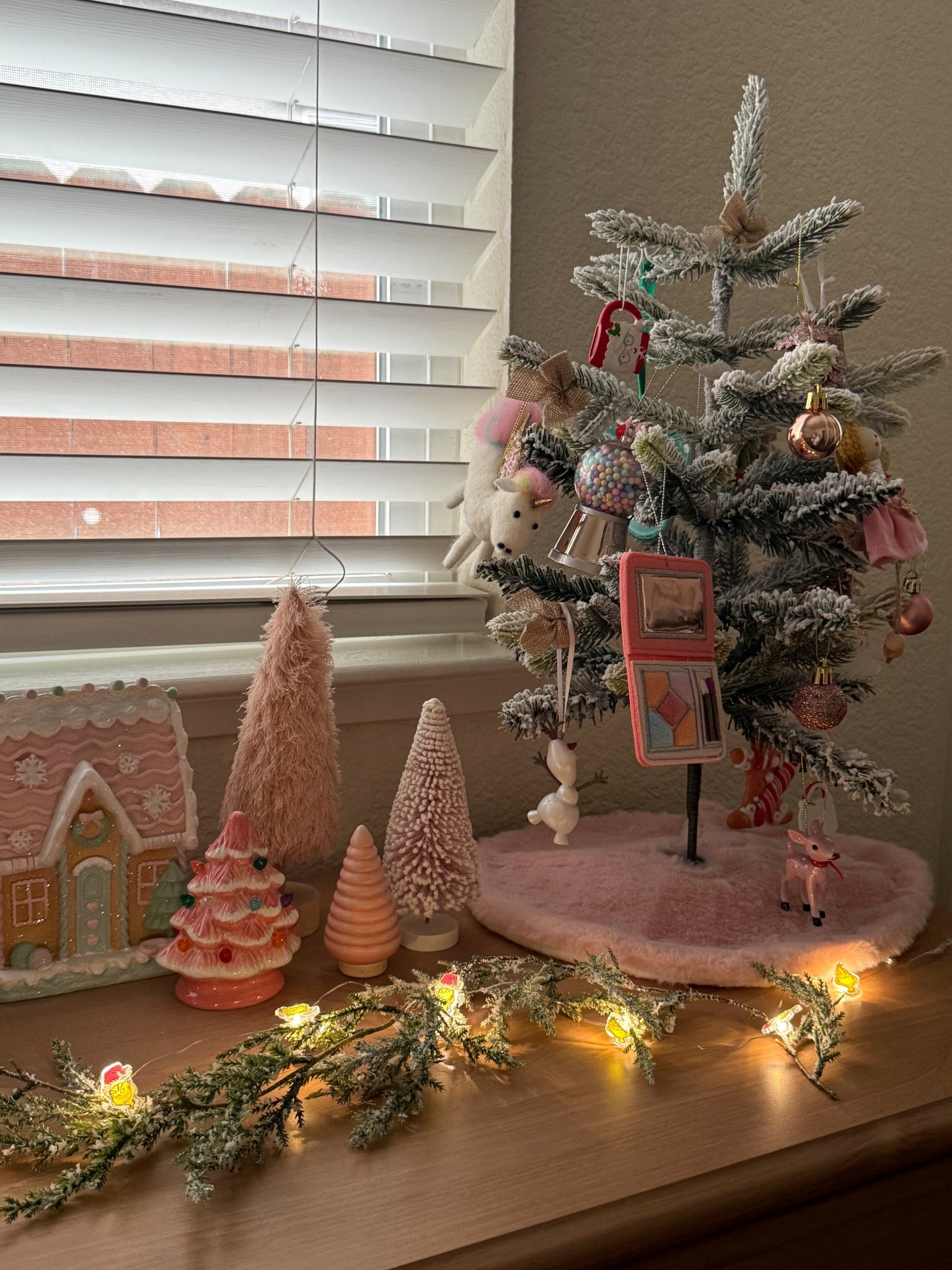 Grinch string lights! My 3 year old is obsessed! 💫 