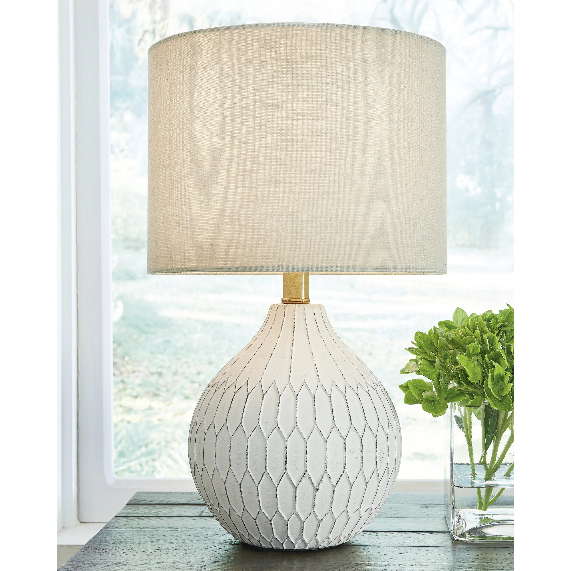 Signature Design by Ashley Wardmont White and Ivory Table Lamp - 17.5 in | Bed Bath & Beyond