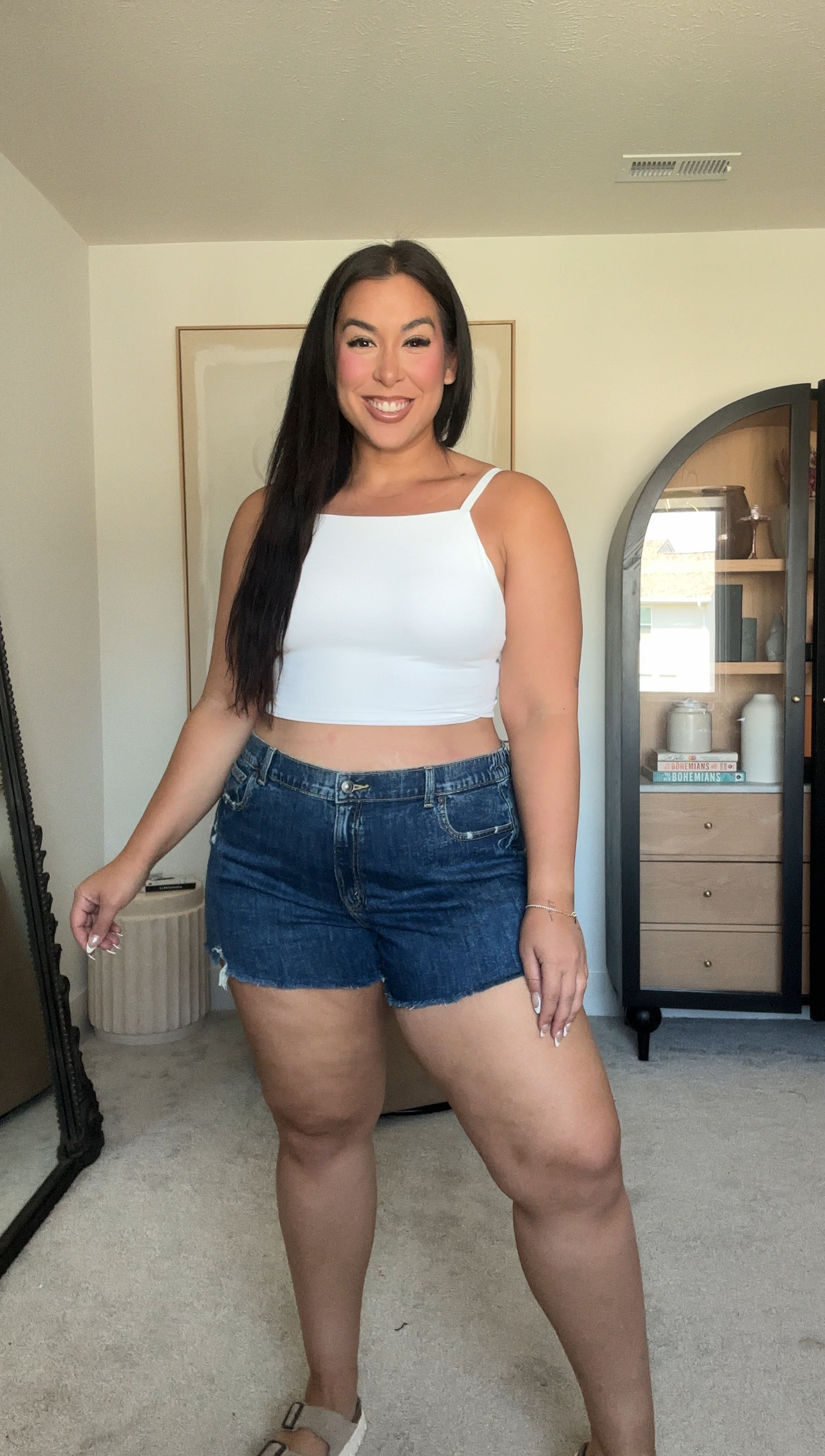 Midsize aerie outfit, wearing a size L in the top and XL in the shorts
-
-
-
Aerie, aerie fashion, spring fashion, spring style, midsize fashion, midsize style, outfit inspo 

#LTKStyleTip #LTKMidsize
