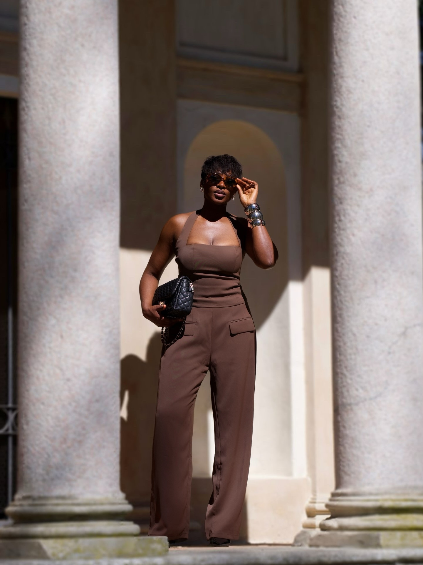 Minimal doesn’t mean simple! 
 
Outfit @oddmuselondon 

#brownoutfit #summeroutfitideas #summer #minimalist #ａｅｓｔｈｅｔｉｃ #monochrome #explorepage✨ #elegantstyle #classy