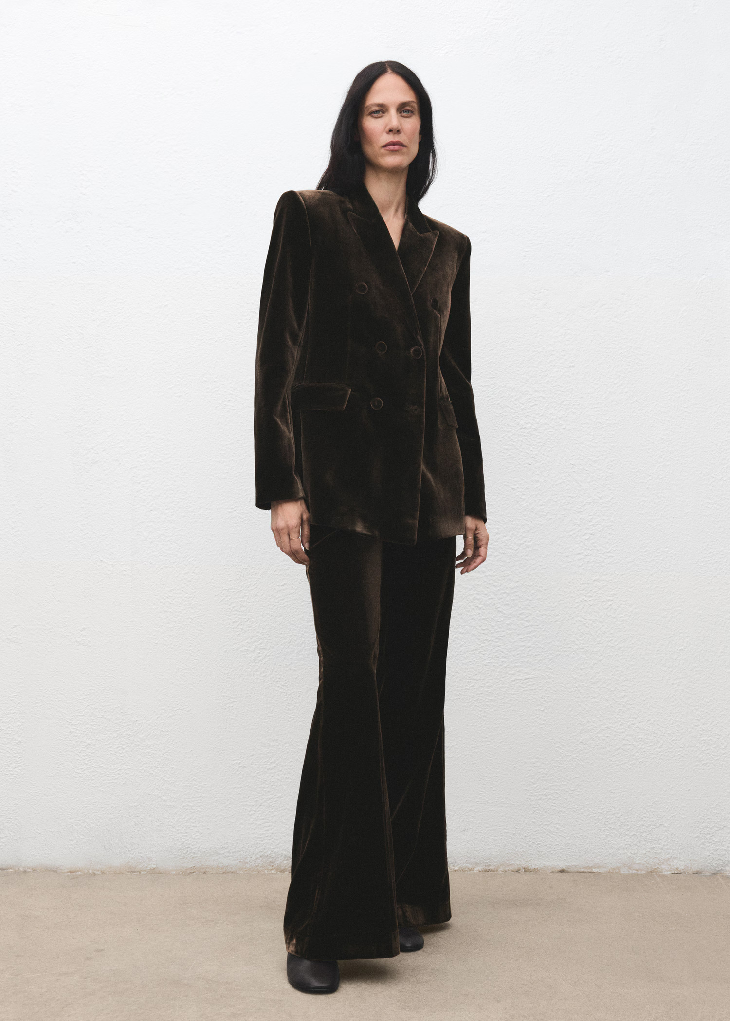 Double-breasted velvet suit jacket | MANGO (UK)