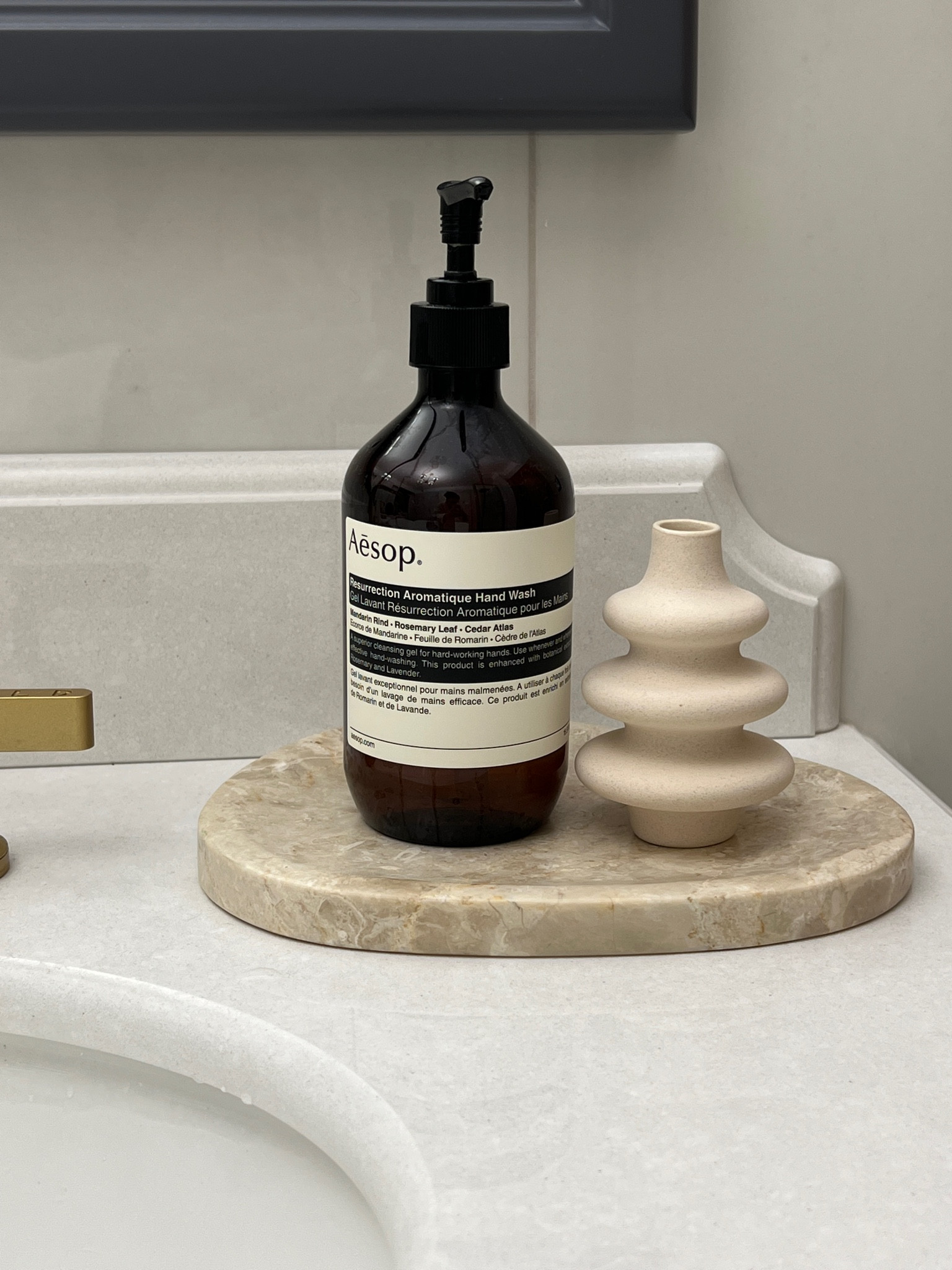 Vanity decor

#LTKeurope #LTKhome #LTKfamily