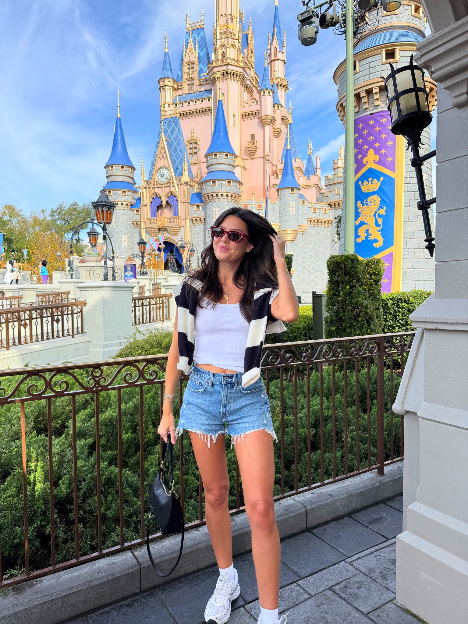 I’m 5’7” wearing small in the tank top and 25 in the shorts 

#LTKSeasonal #LTKTravel #LTKootd